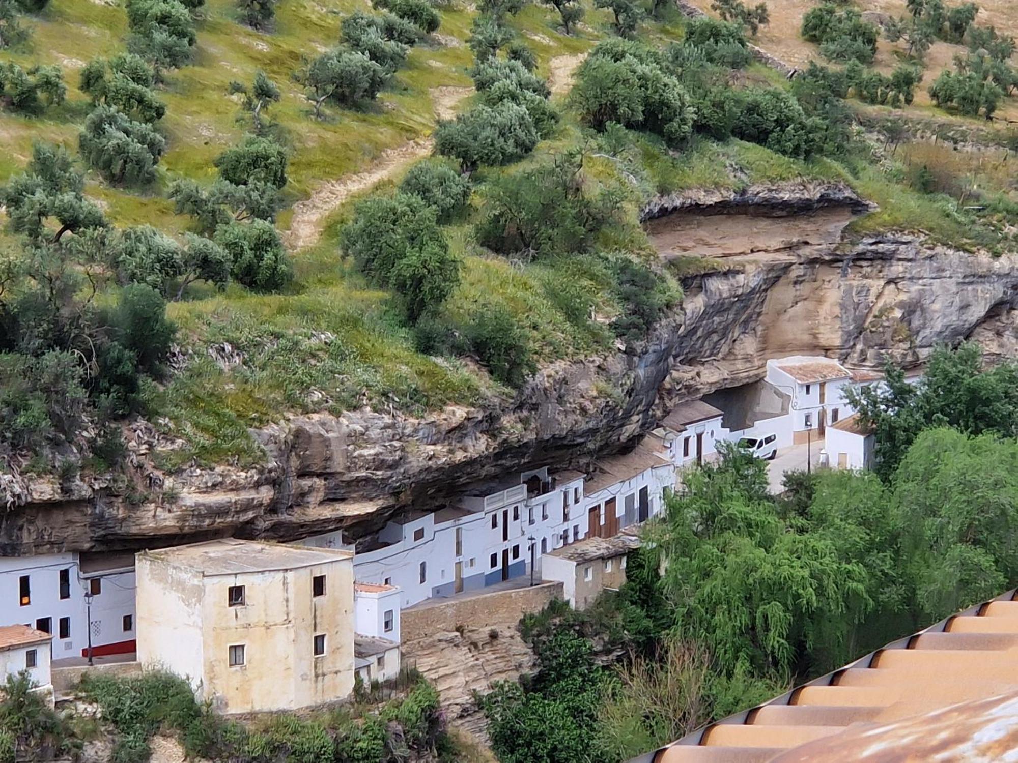 El Aroma Del Dulce Setenil De Las Bodegas