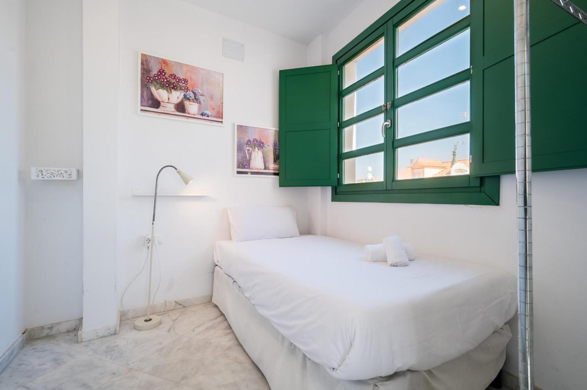 Apartamento Penthouse Con Terraza- 2d 2b- Triana