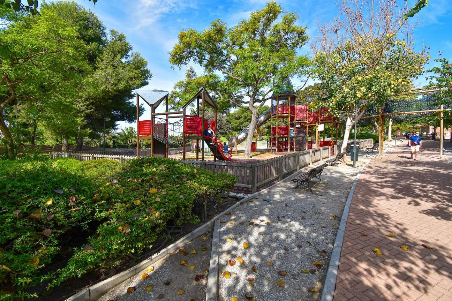 Benal Ii, Estudio Con Parque Acuatico Y Vistas Al Mar. Benalmadena