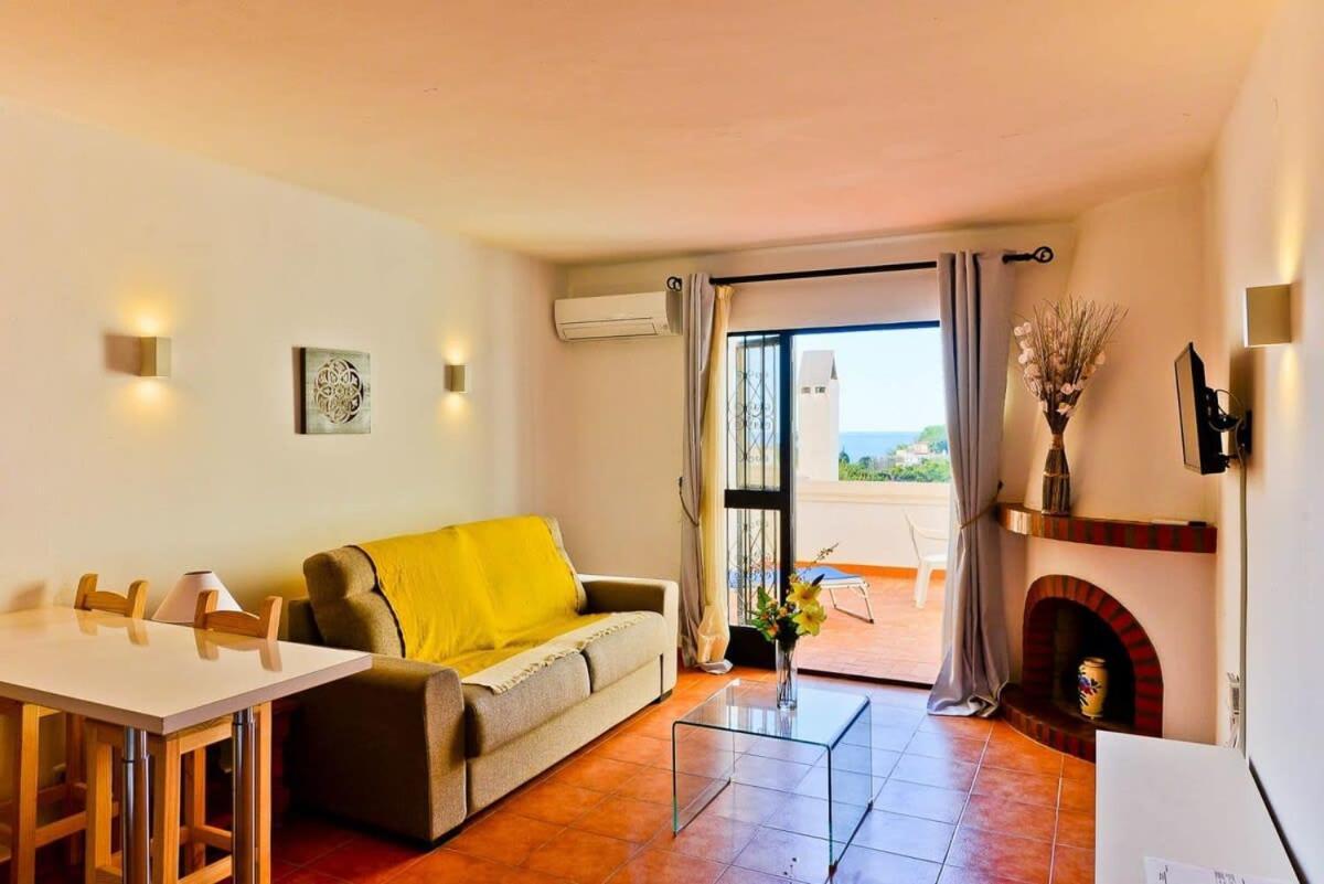 Apartment 17c Palmas, Oasis Nerja