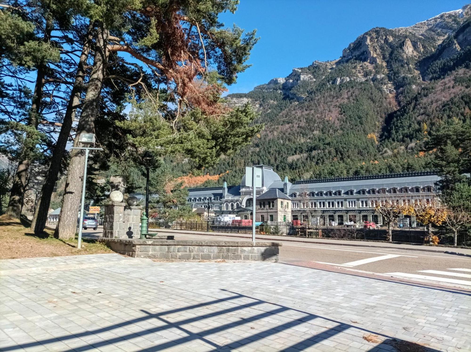 Apartment Collarada Avairent Estacion Canfranc