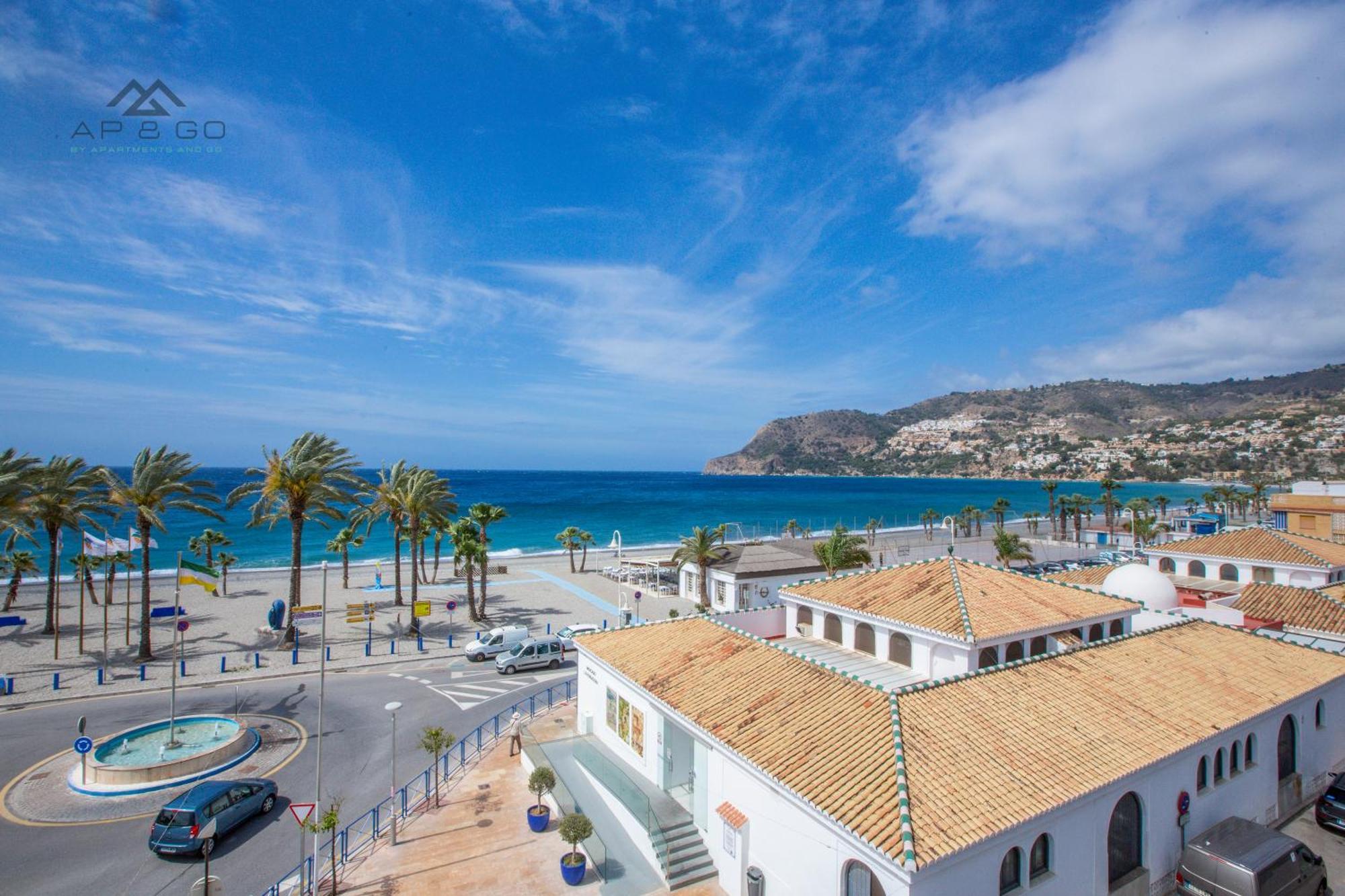 Duplex Beachfront Andres Segovia La Herradura (Granada)