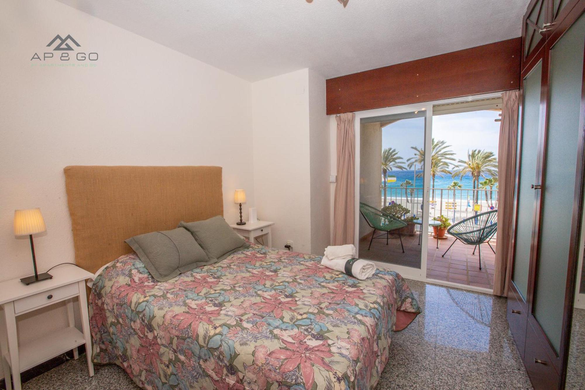 Duplex Beachfront Andres Segovia La Herradura (Granada)