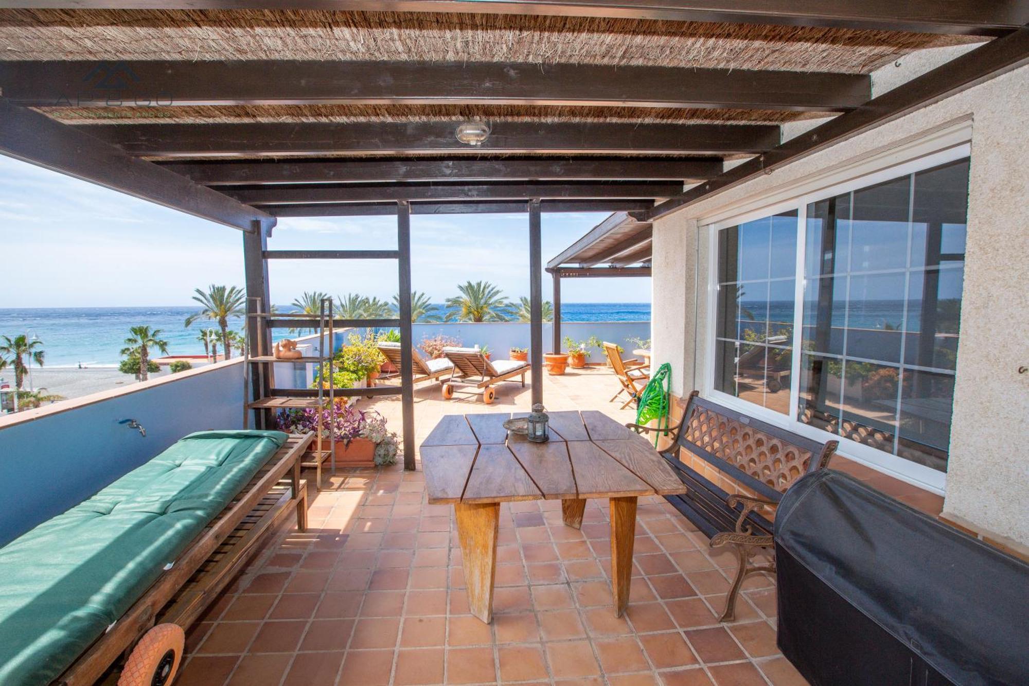 Duplex Beachfront Andres Segovia