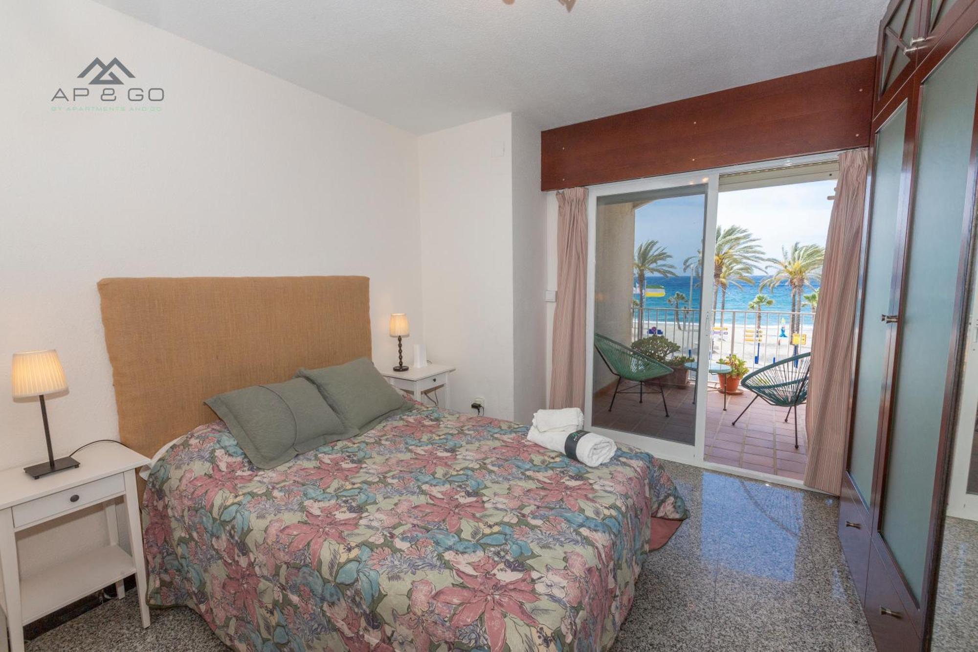 Duplex Beachfront Andres Segovia La Herradura (Granada)