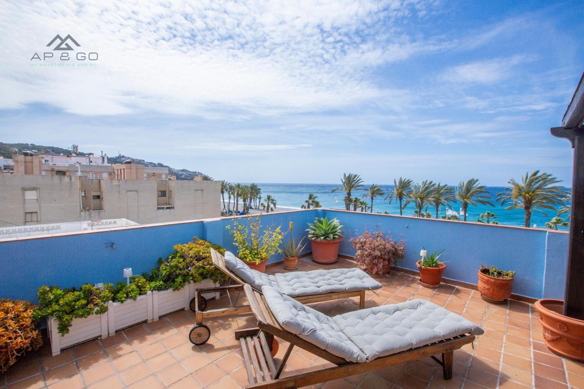 Duplex Beachfront Andres Segovia La Herradura (Granada)