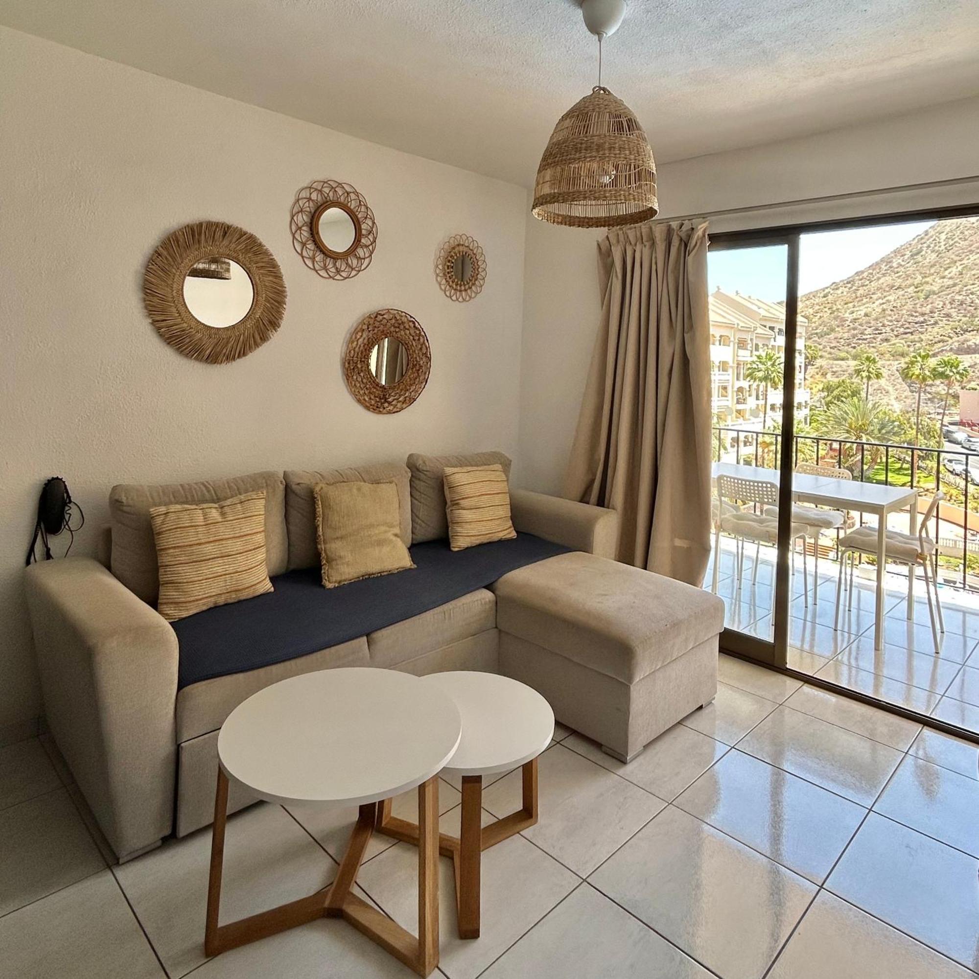 Apartment Pool View 2 Bed Duplex In Castle Harbourc204 *