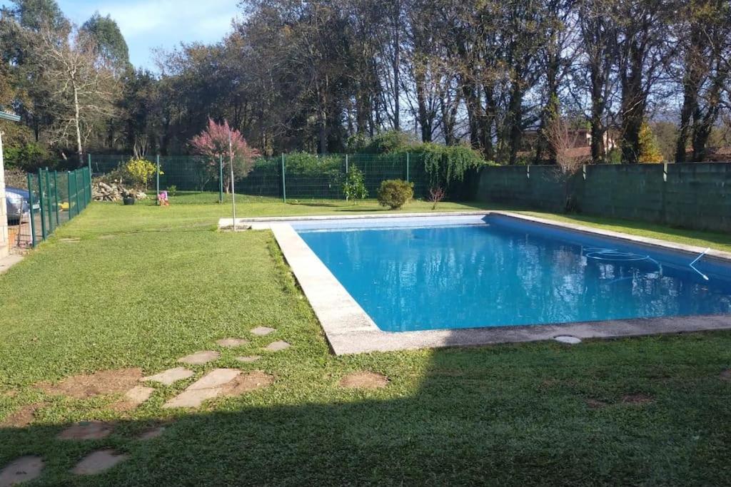 Amplia Casa Familiar Pontevedra