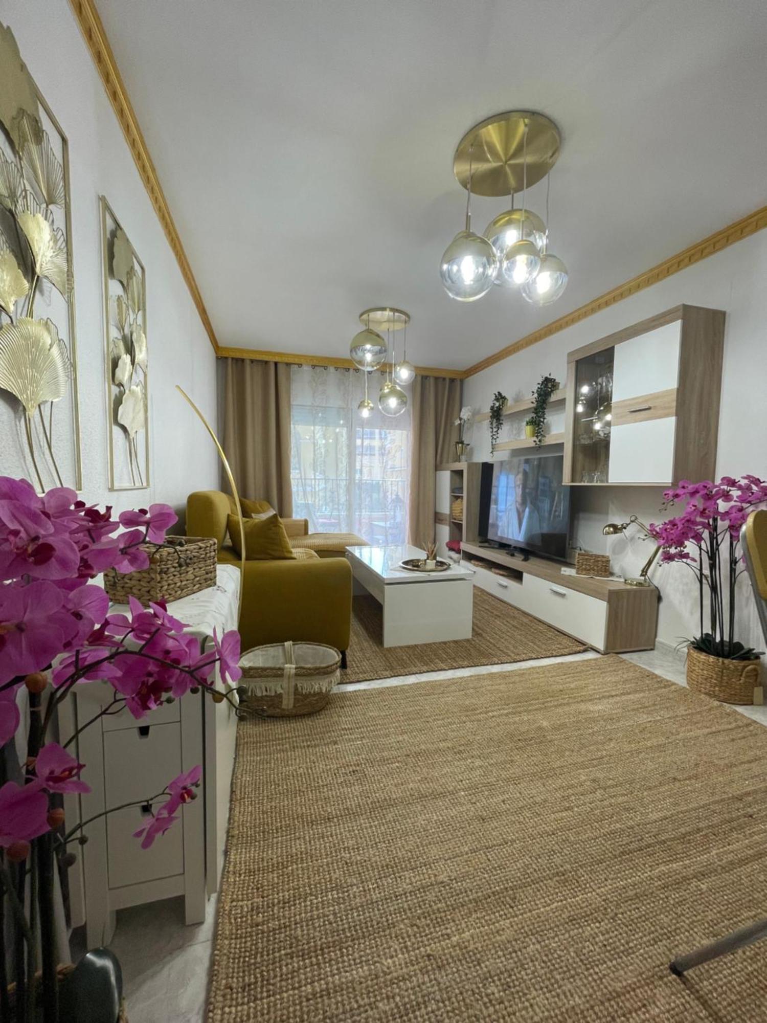 Apartment Casa Amarela Guesthouse, Algorfa