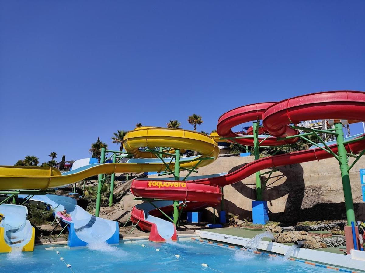 Rosa Del Mar Playas De Atico En Primera Linea De Playa Piscina Al Aire Libre Aparcamiento Gratuito Wifi Muy Rapido Acogedor Con Calefaccion