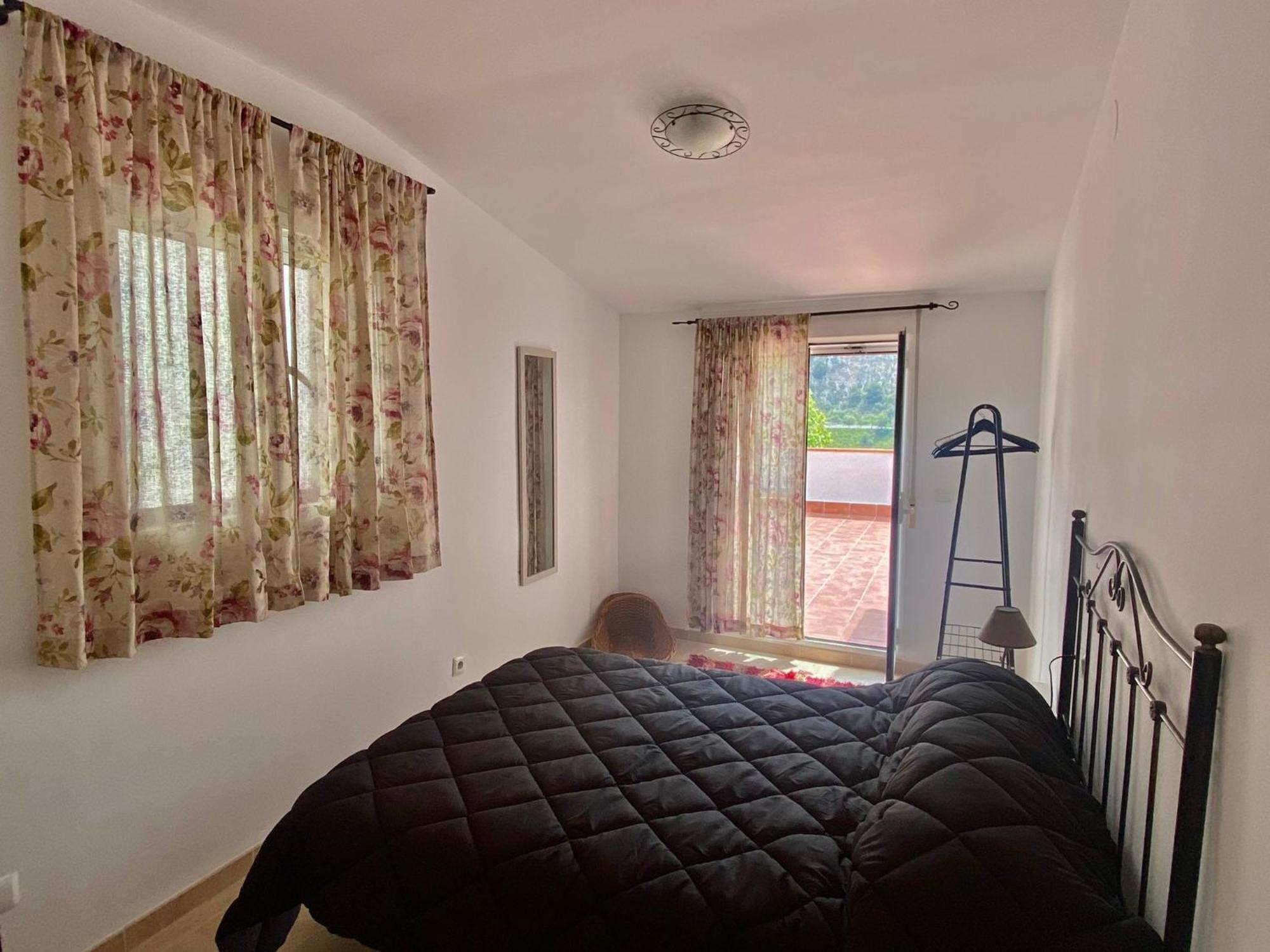 Apartment Atico Puerta De La Alpujarra