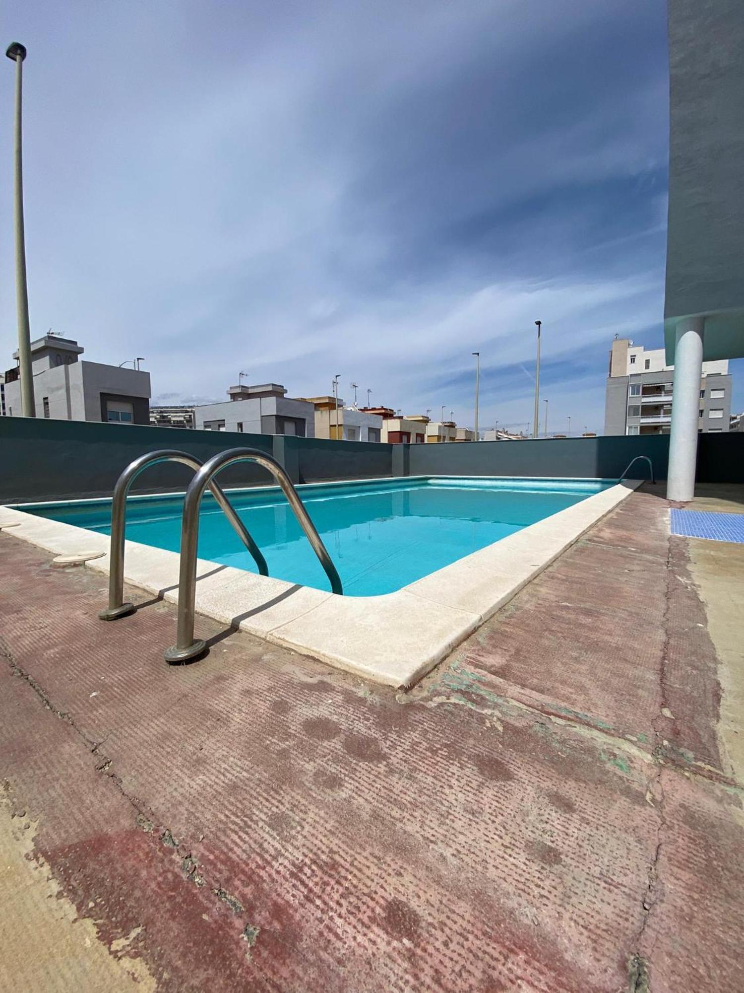 Costa Moncofar, A 50 Metros De La Playa, Con Parking Y Piscina