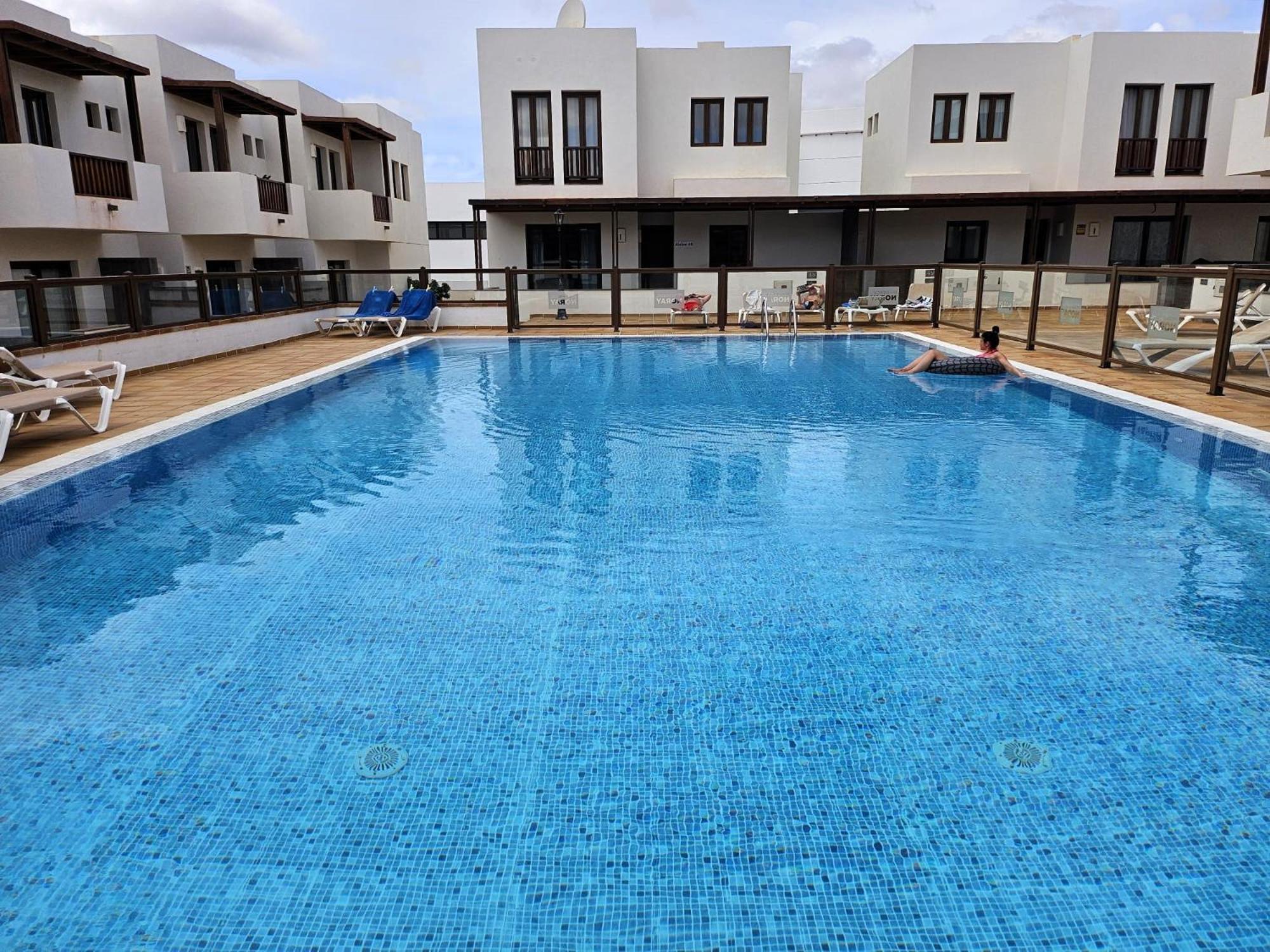 Apartamento Duplex Noray Vista A La Piscina