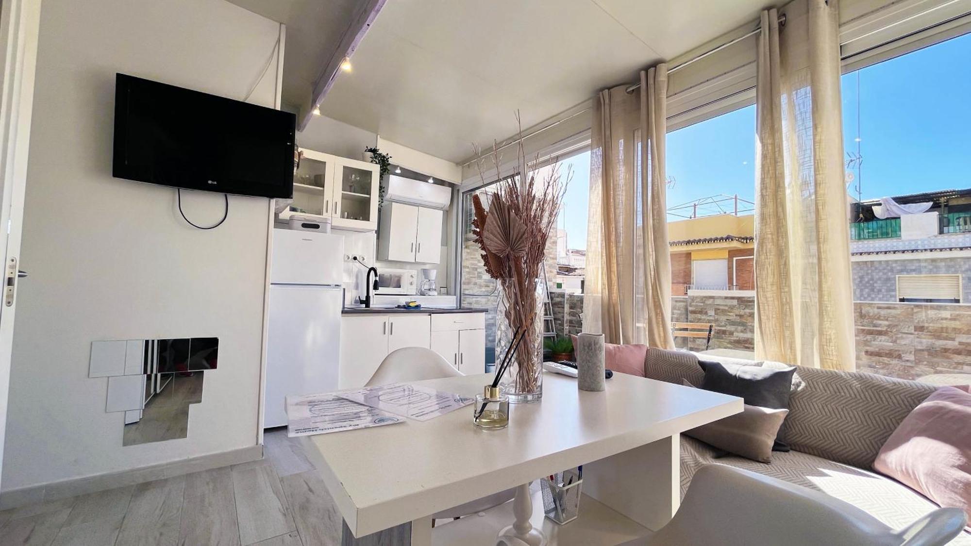 Apartamento A 5 Minutos De La Playa Con Terraza En Málaga