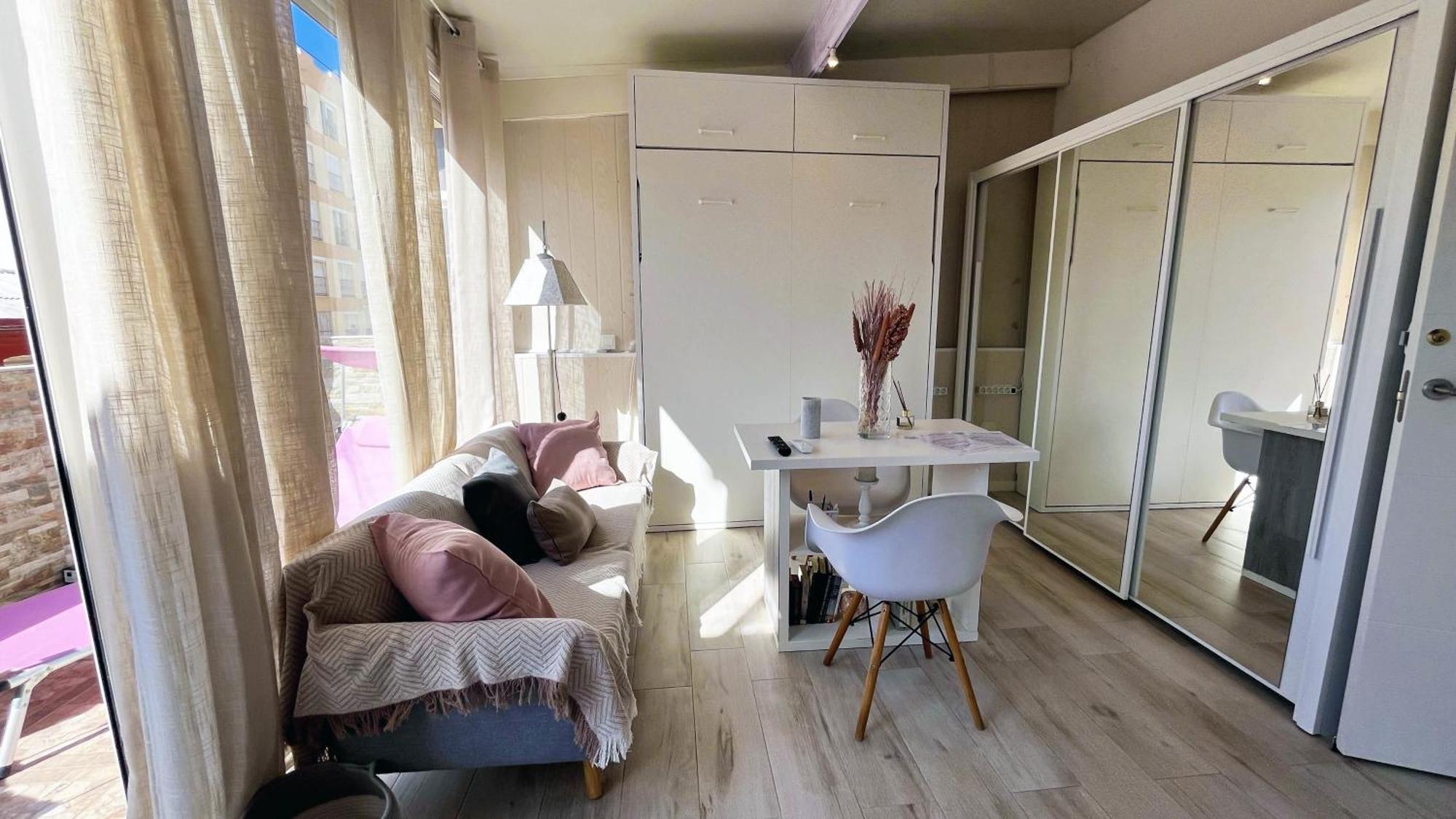Apartamento A 5 Minutos De La Playa Con Terraza En Málaga