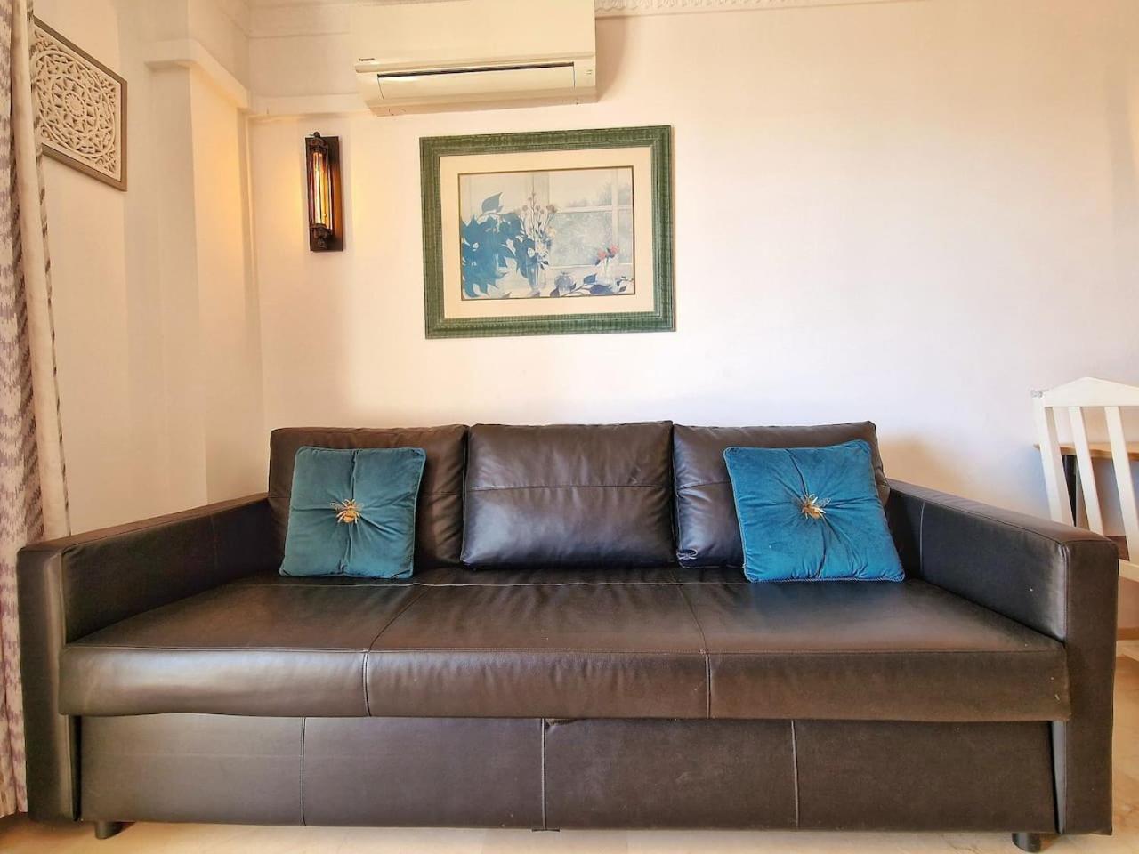 Apartamento Amplio Apartamento Con Terraza En Primera Linea De Playa