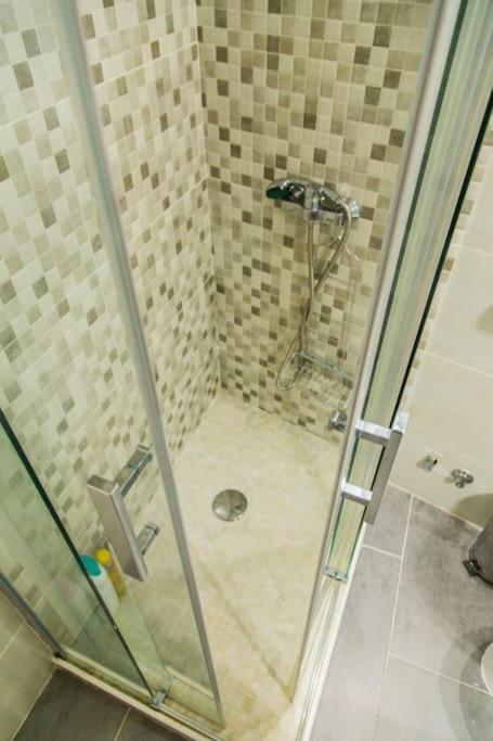 Apartment Centrico Bien Ubicado 5, 3 Hab *