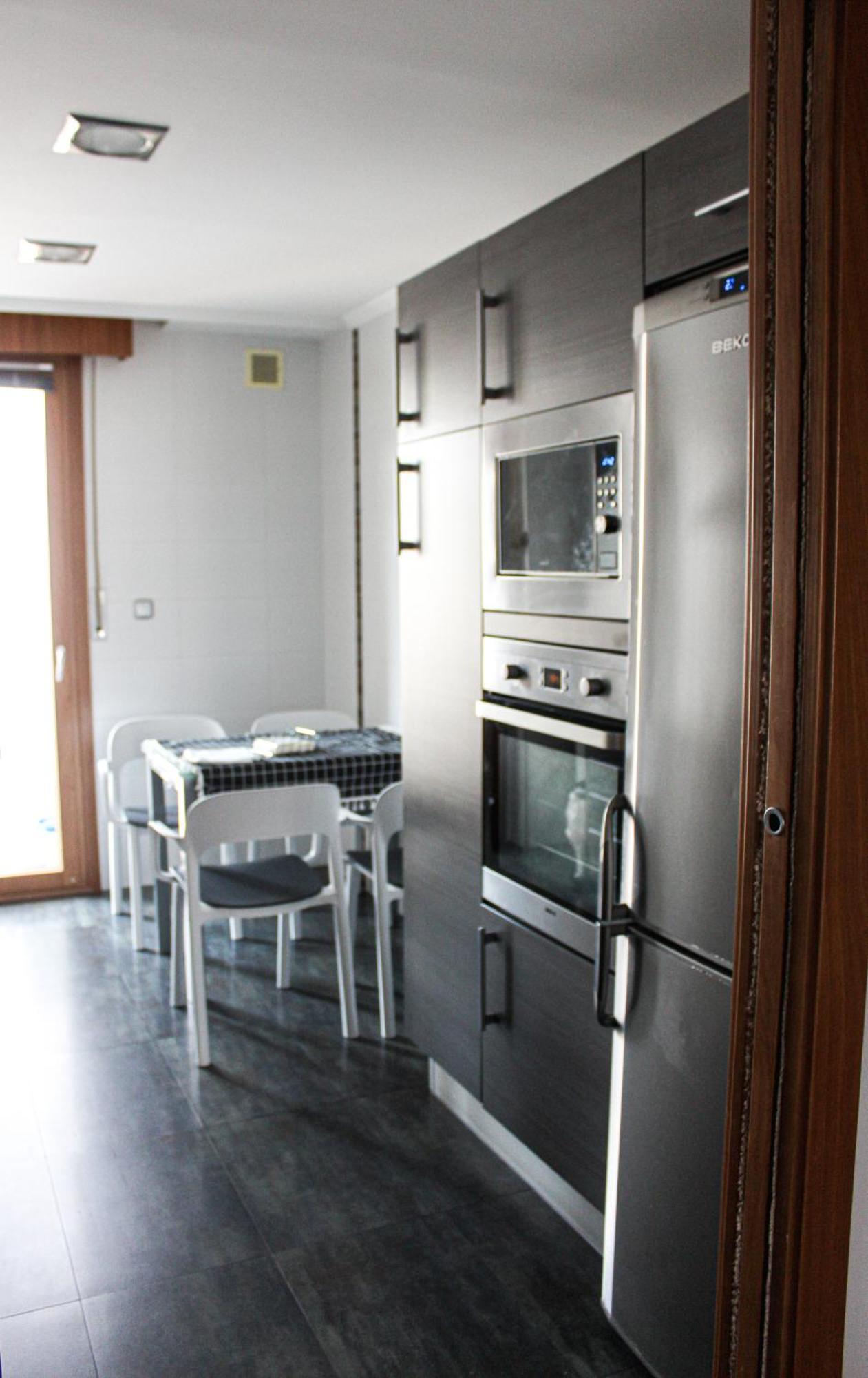 Apartamento Maiala Etxea Terraza-parking-wifi Gratis Zona Nueva