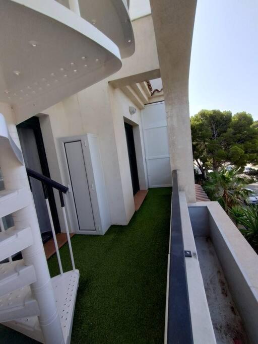 Apartamento Atico Con Acceso Directo Al Mar