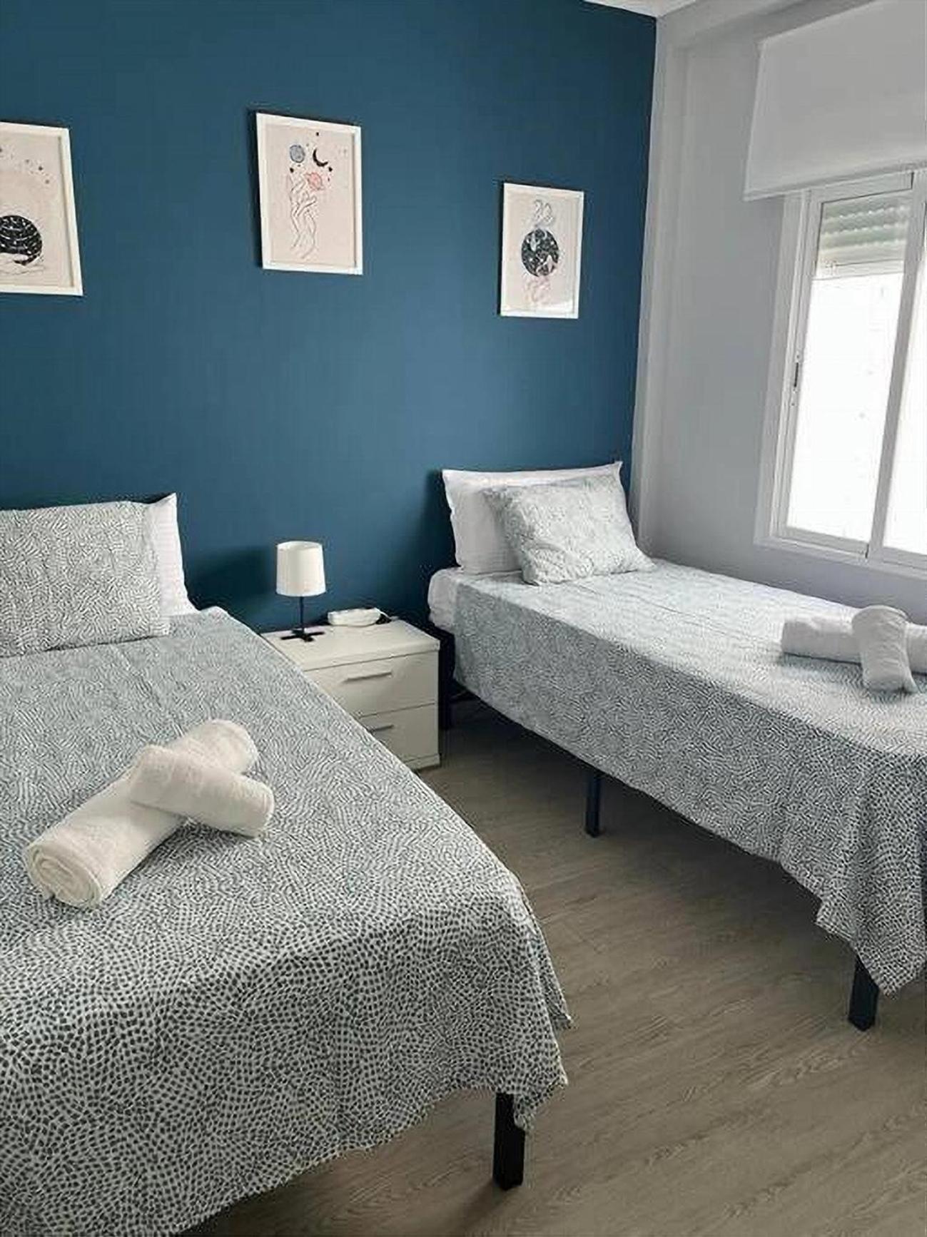 Apartamento Apto Familiar Balcones A La Muralla