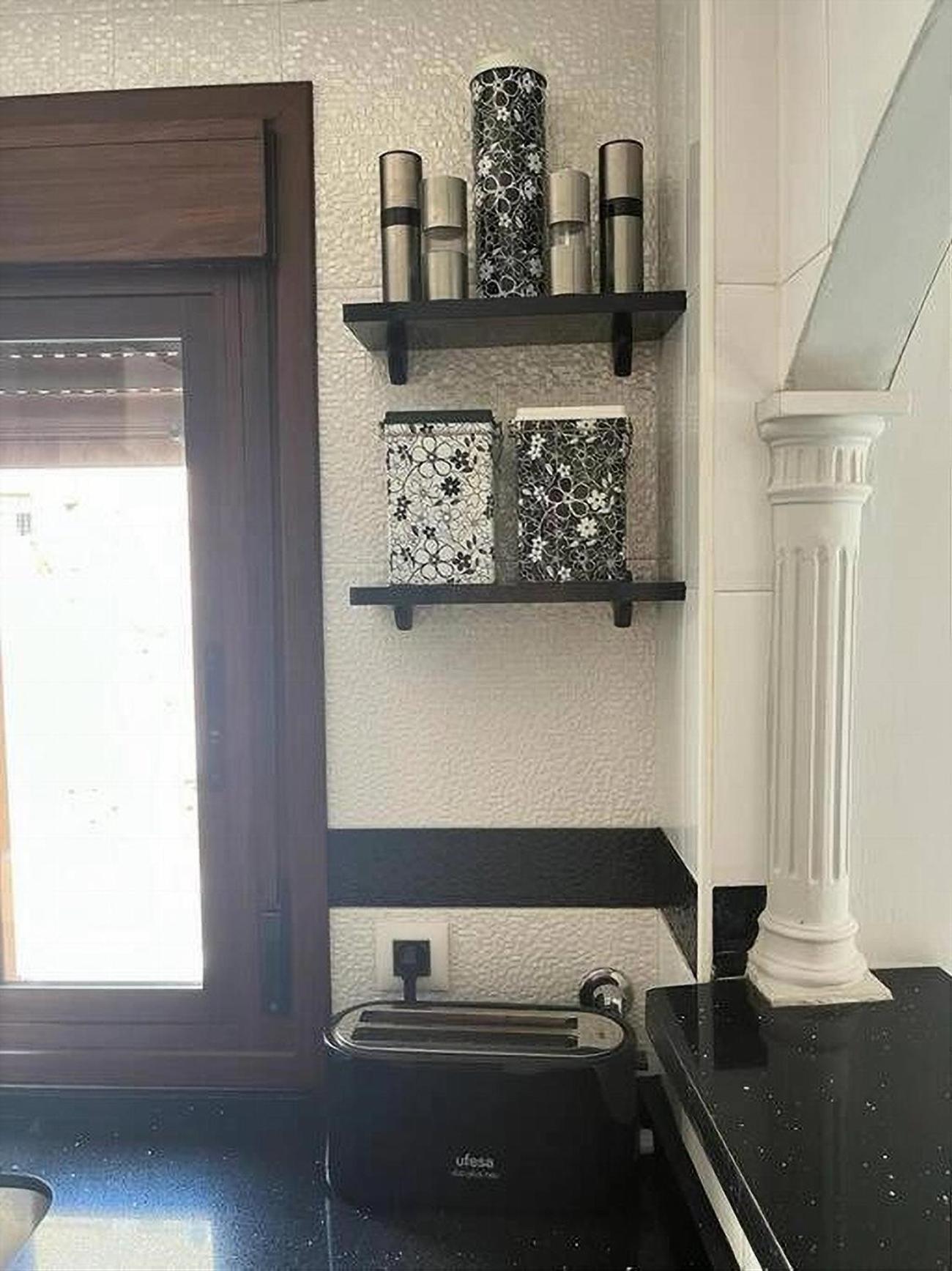 Apartamento Apto Familiar Balcones A La Muralla