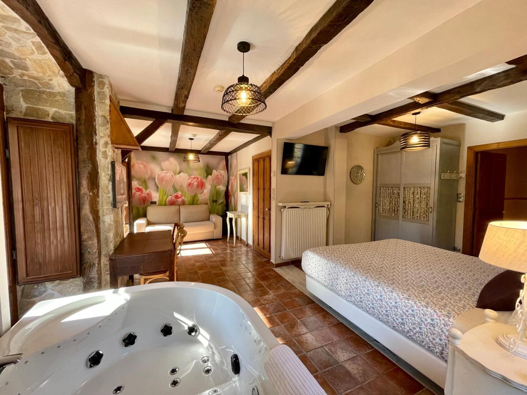 Akla La Casa Del Puente 3*