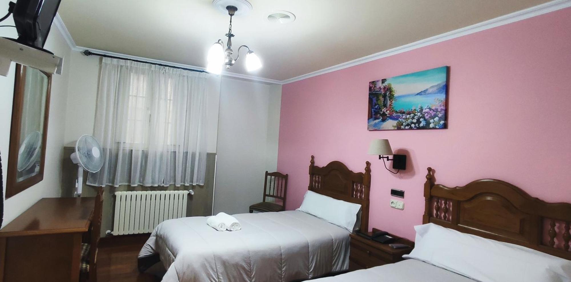 Pico Sacro I Hostal-pension 2*