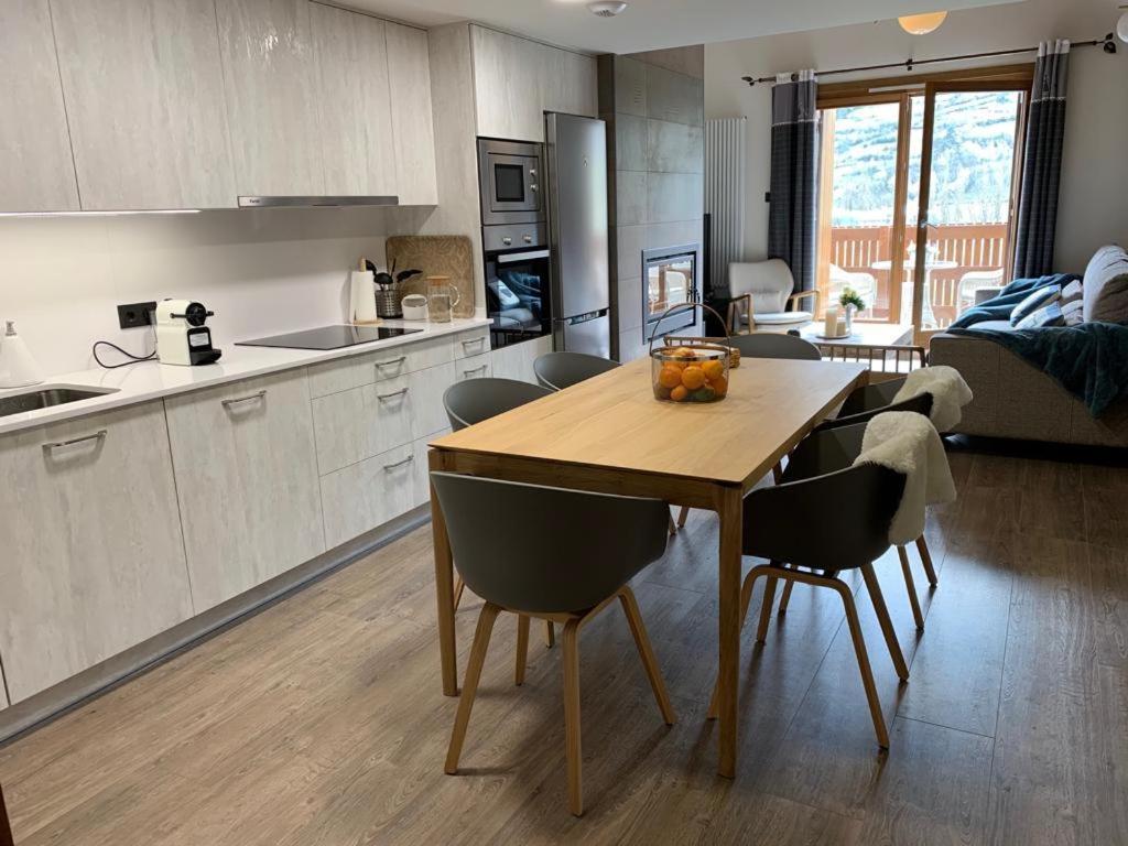 Tuca Del Mont Apartamento Benasque