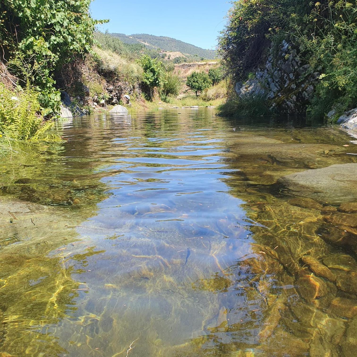 Rurales Hurdes Altas - La Antigua Guarderia Casares de las Hurdes