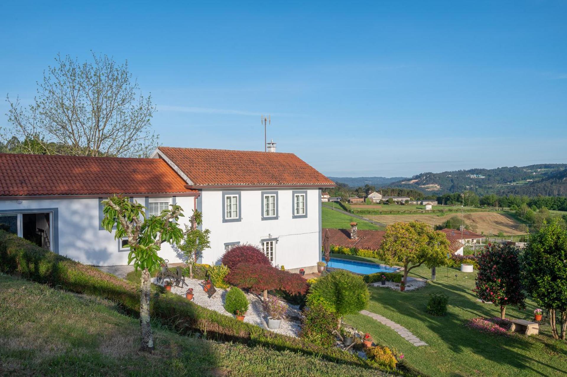 Holiday home Casa Tarrio Con Piscina - Santiago De Compostela Boqueixon