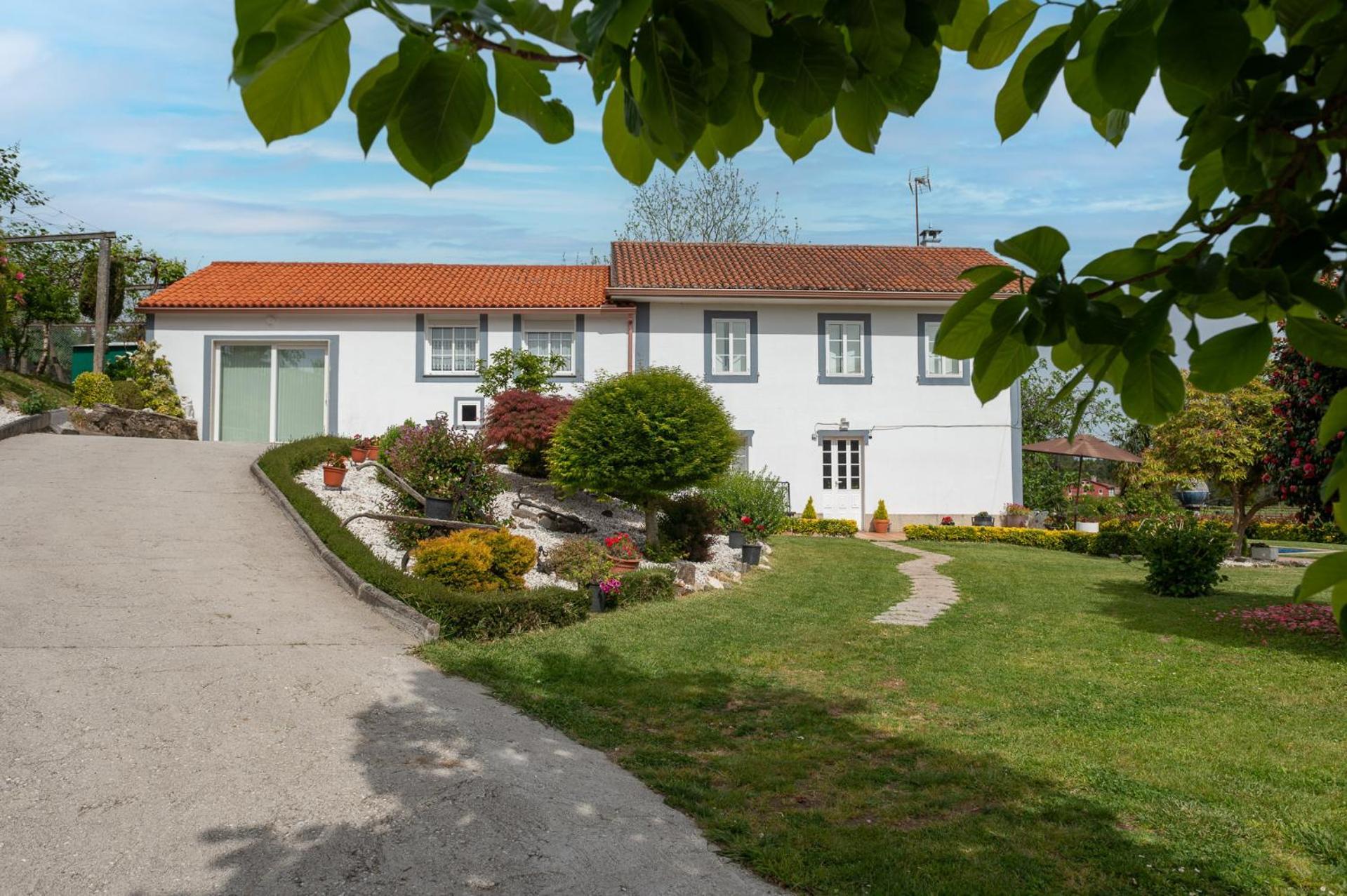 Holiday home Casa Tarrio Con Piscina - Santiago De Compostela