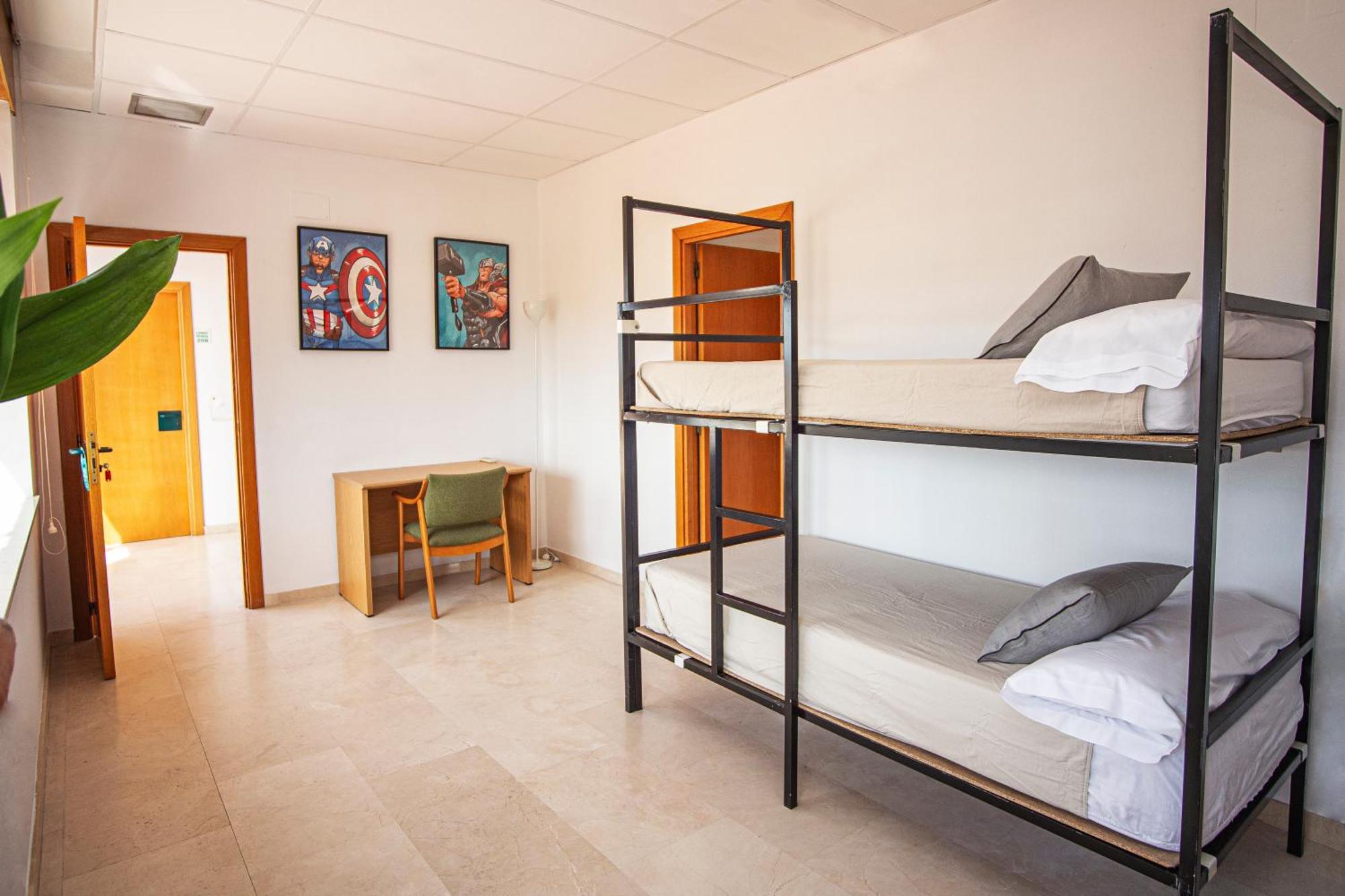 Costablanca Explore Sports & Events Hostel La Marina