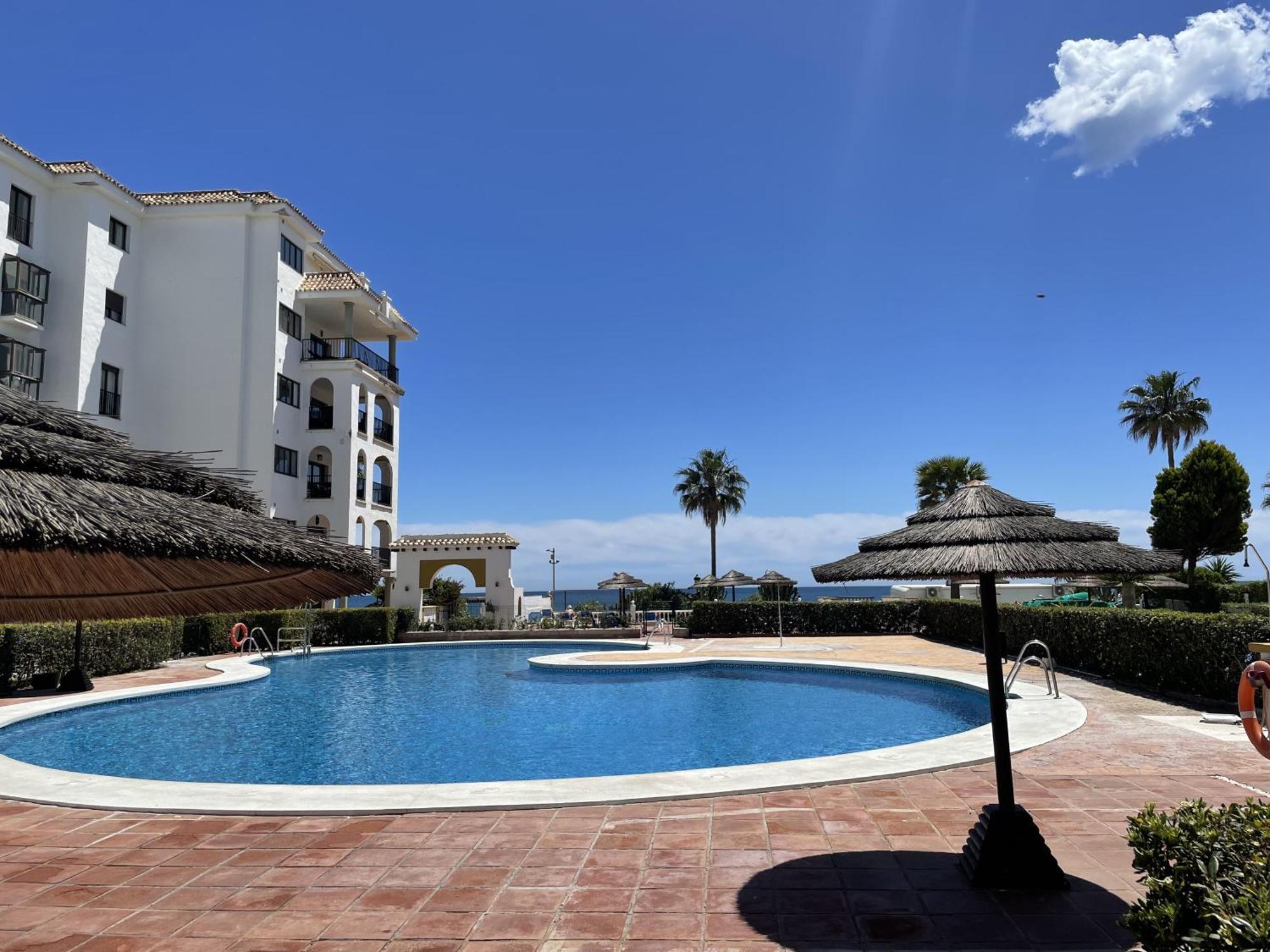 Apartamento En Marina Duquesa *