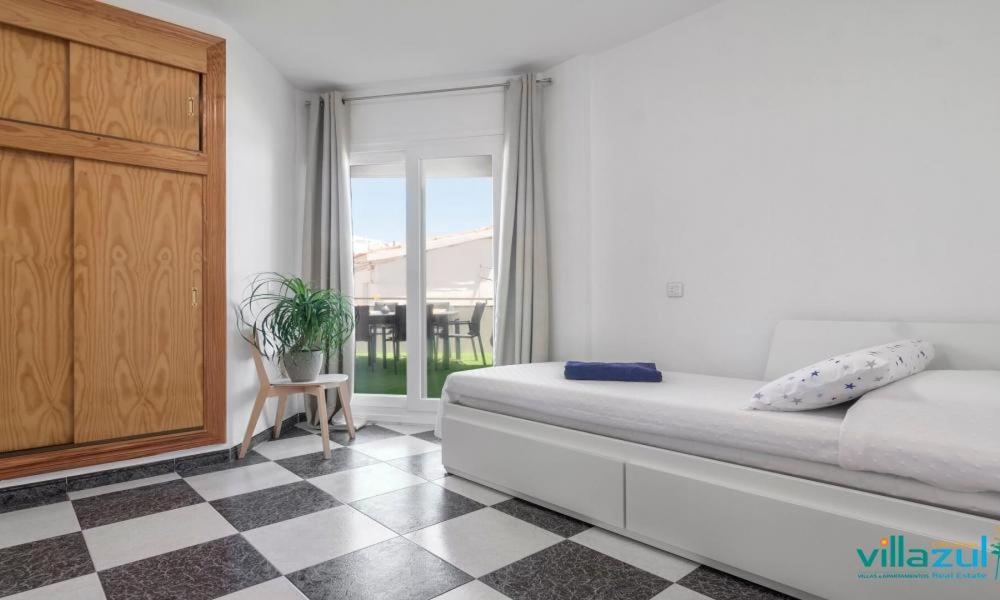 Paca Villa *