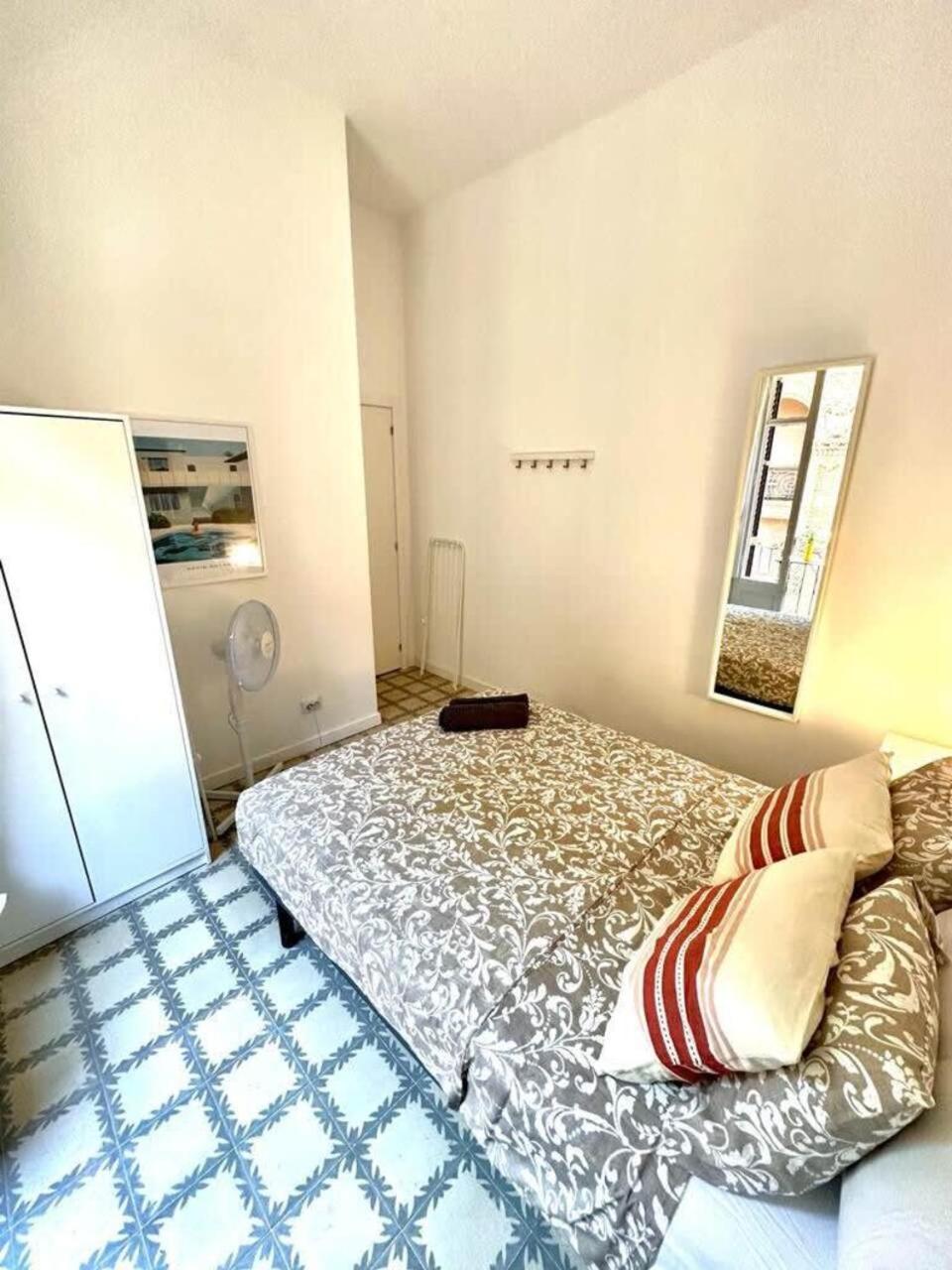 Amat Apartment *