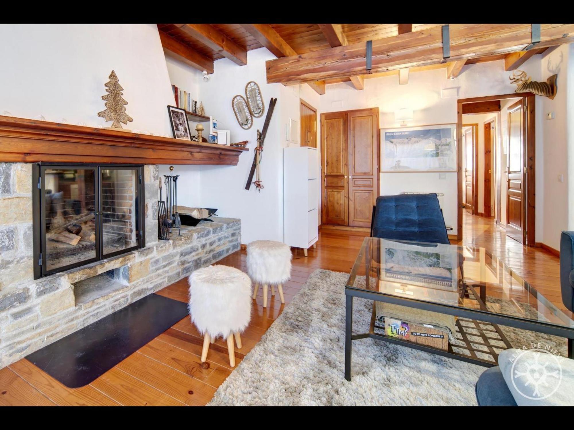 Esquiros De Alma De Nieve Apartamento Bagergue