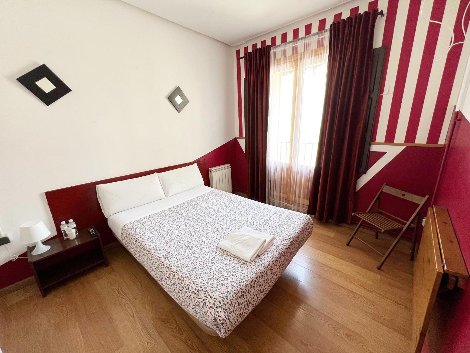 Guest house La Casa De La Plaza *