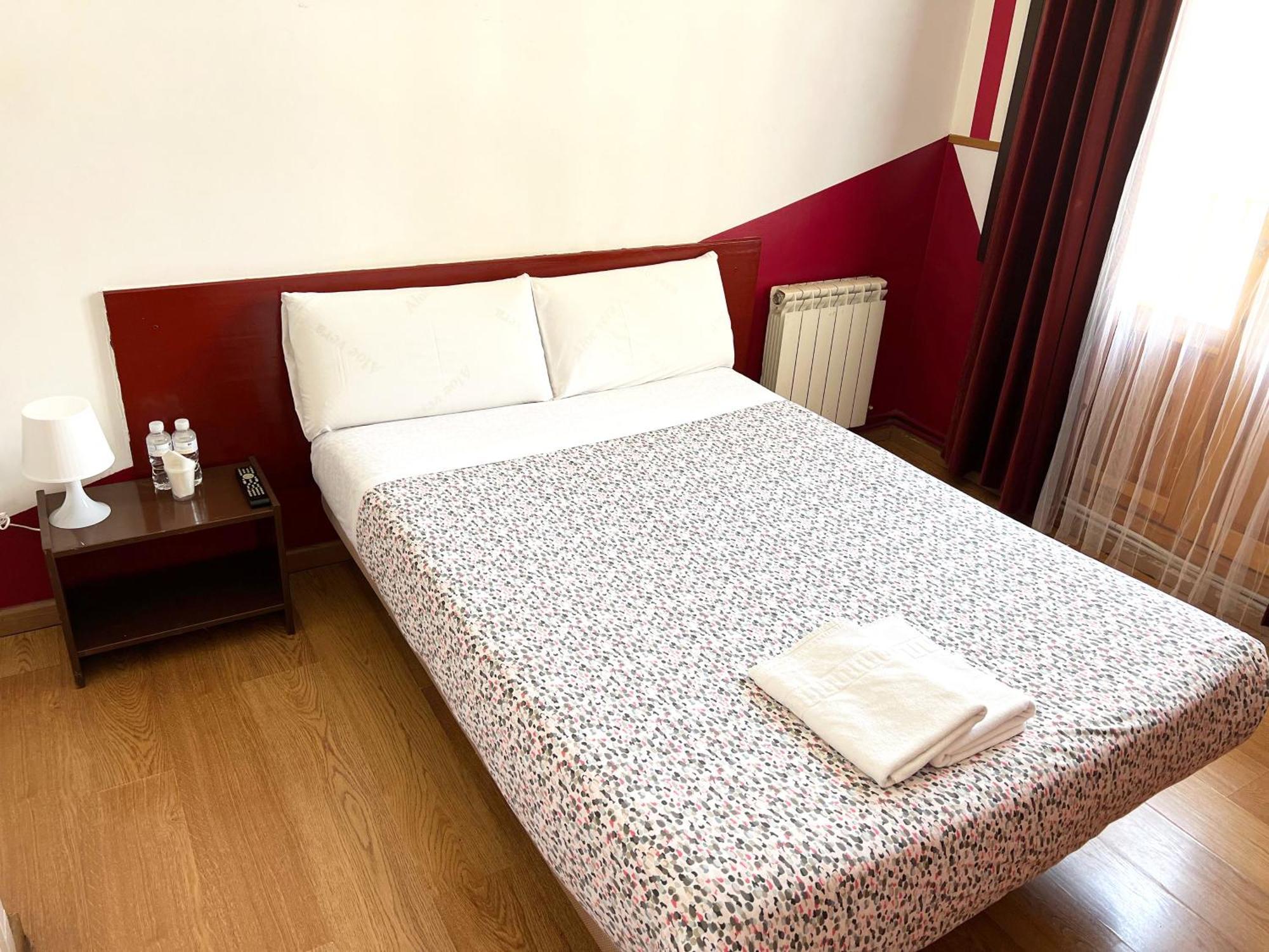 Guest house La Casa De La Plaza Madrid