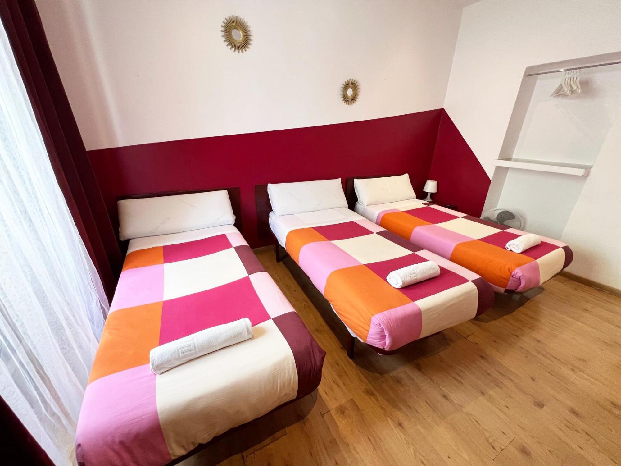 La Casa De La Plaza Guest house