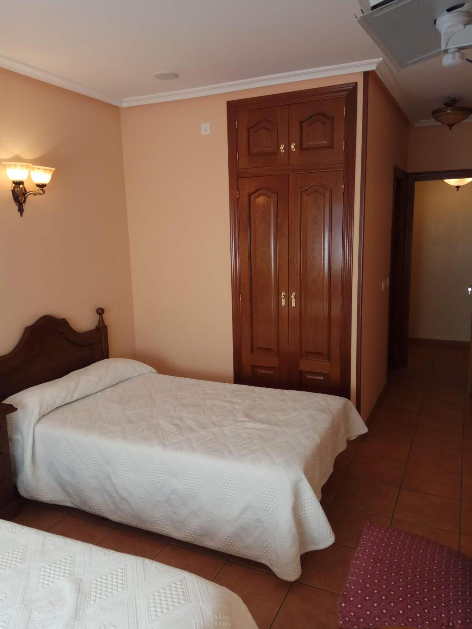 Restaurante Raton Hostel *