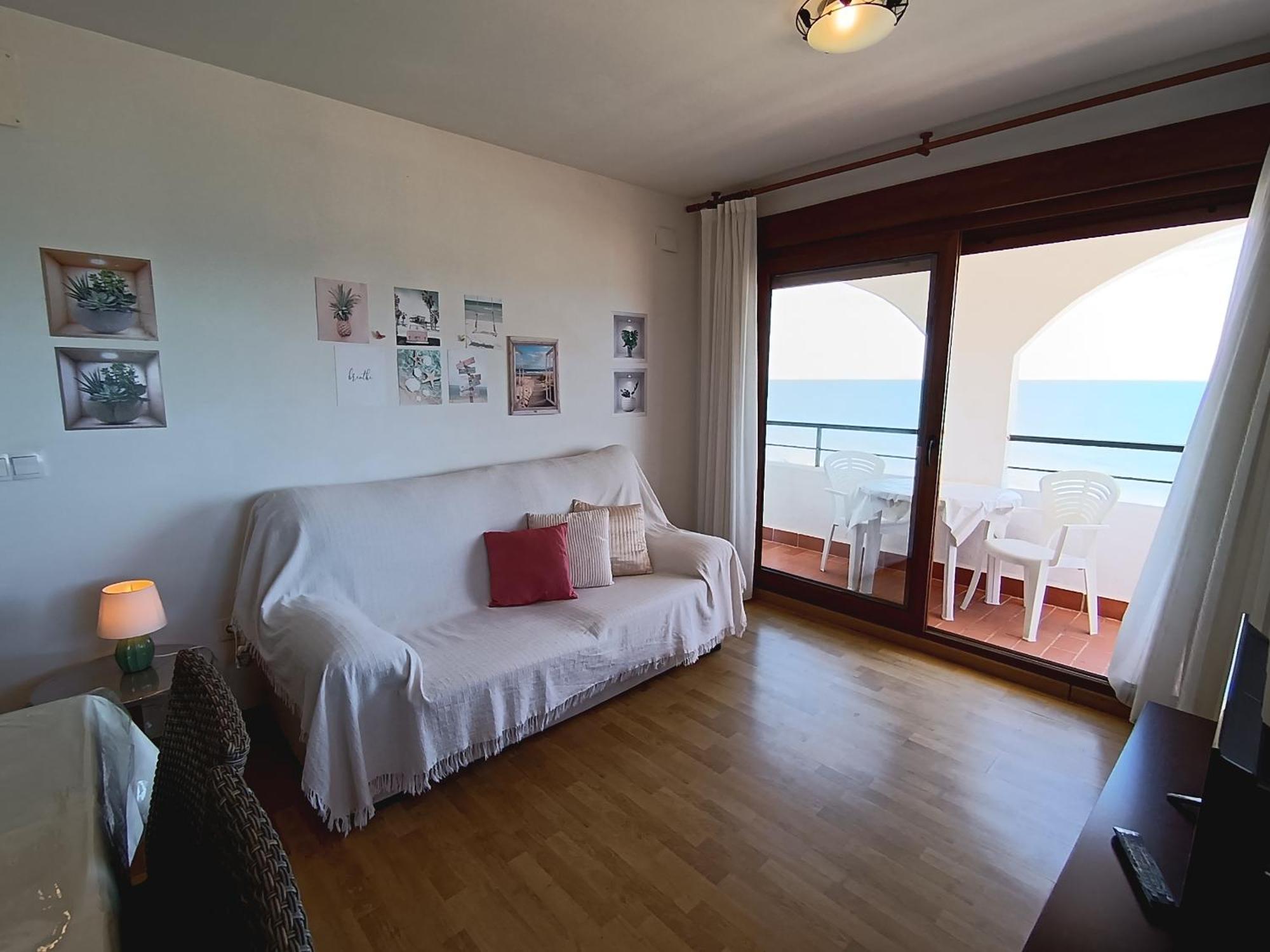 Apartamento En Primera Línea De Playa, Ada Benedicto Xiii,