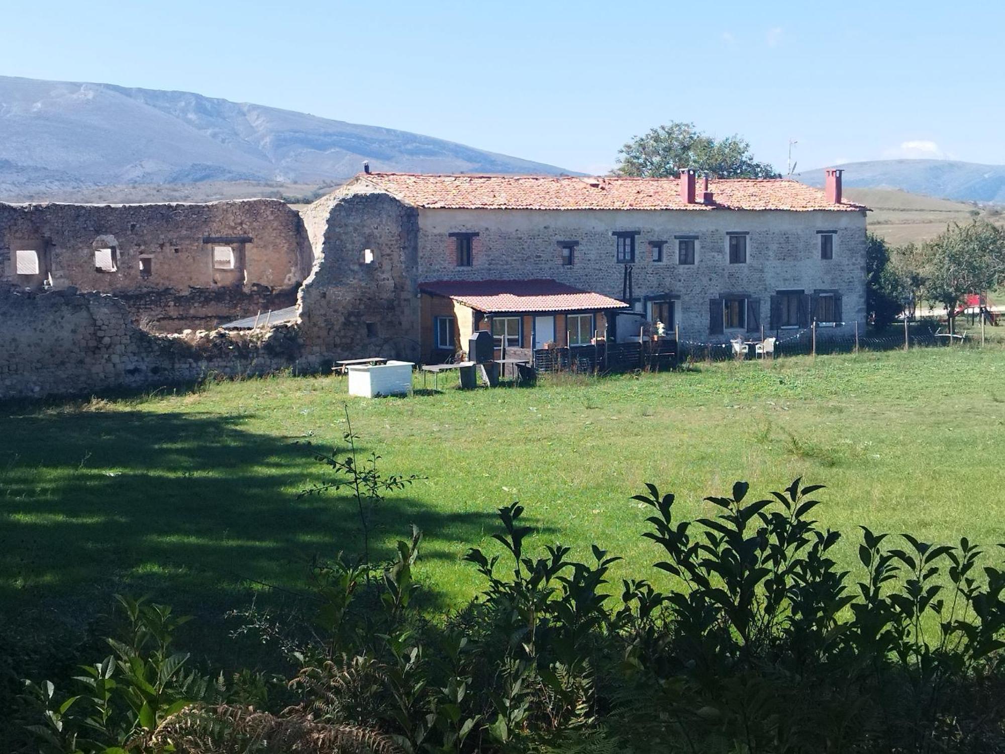 Algarabiastaying 3 Granja San Julian