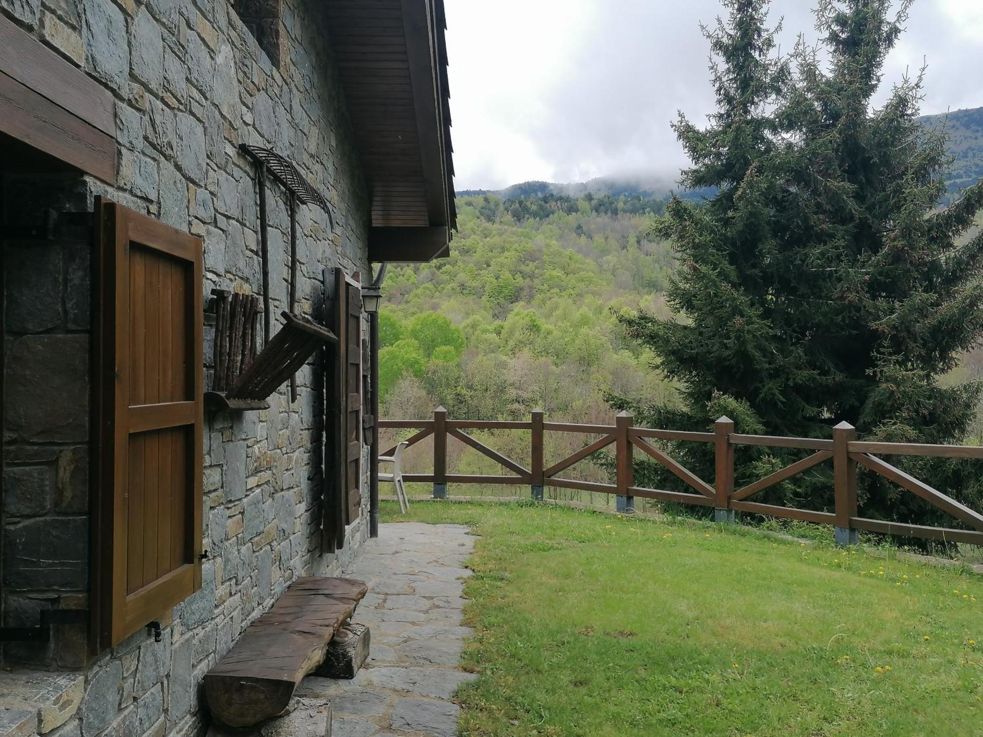 Les Pedres Holiday home *