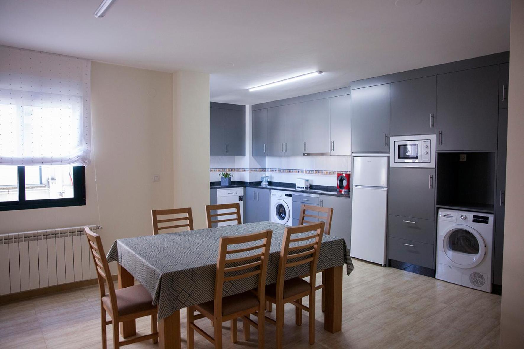 Laros Pios 1 Apartamento *