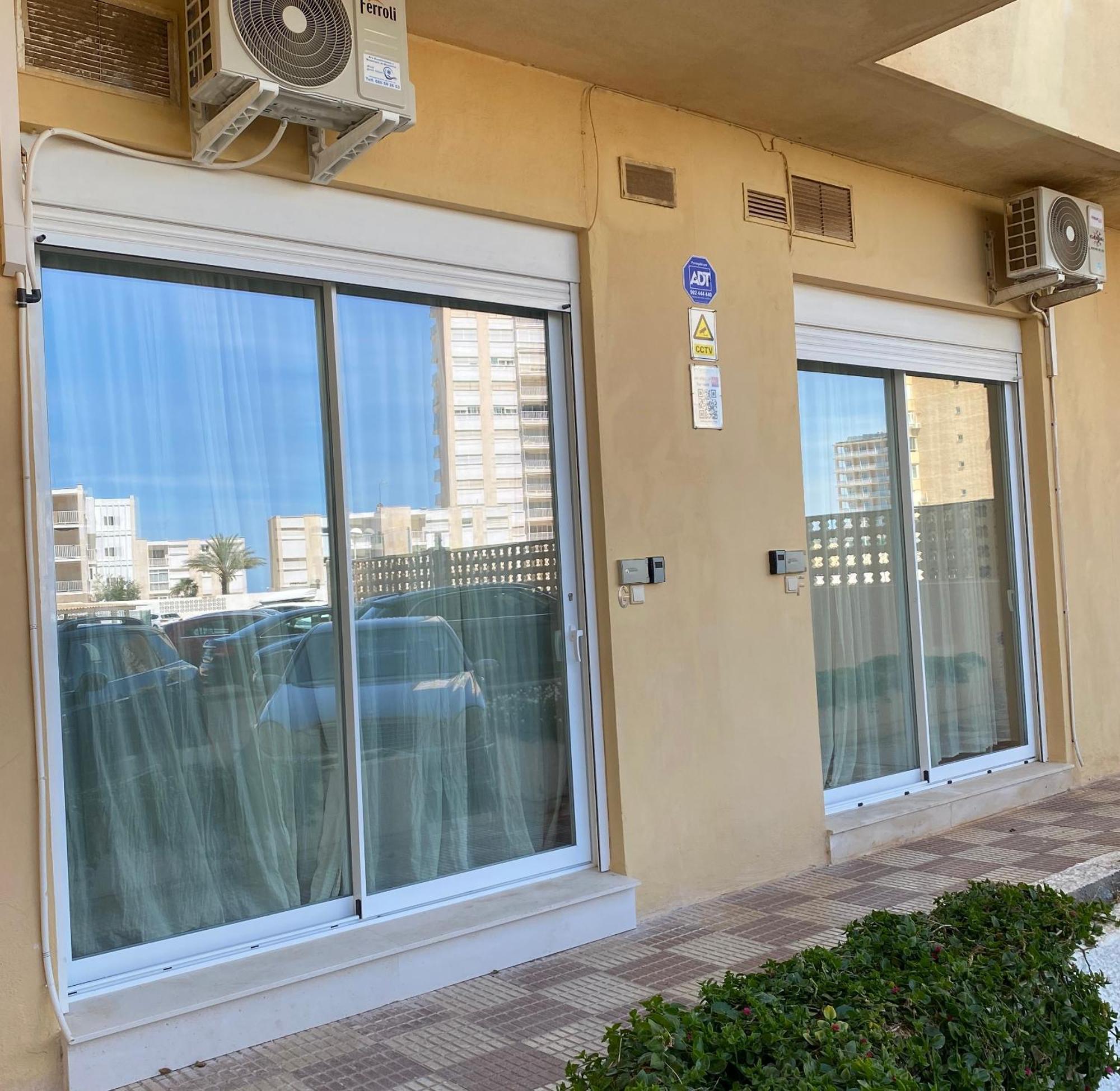 Beachside Studios: Ground Floor Retreat With Bikes & Water Sports * La Manga del Mar Menor