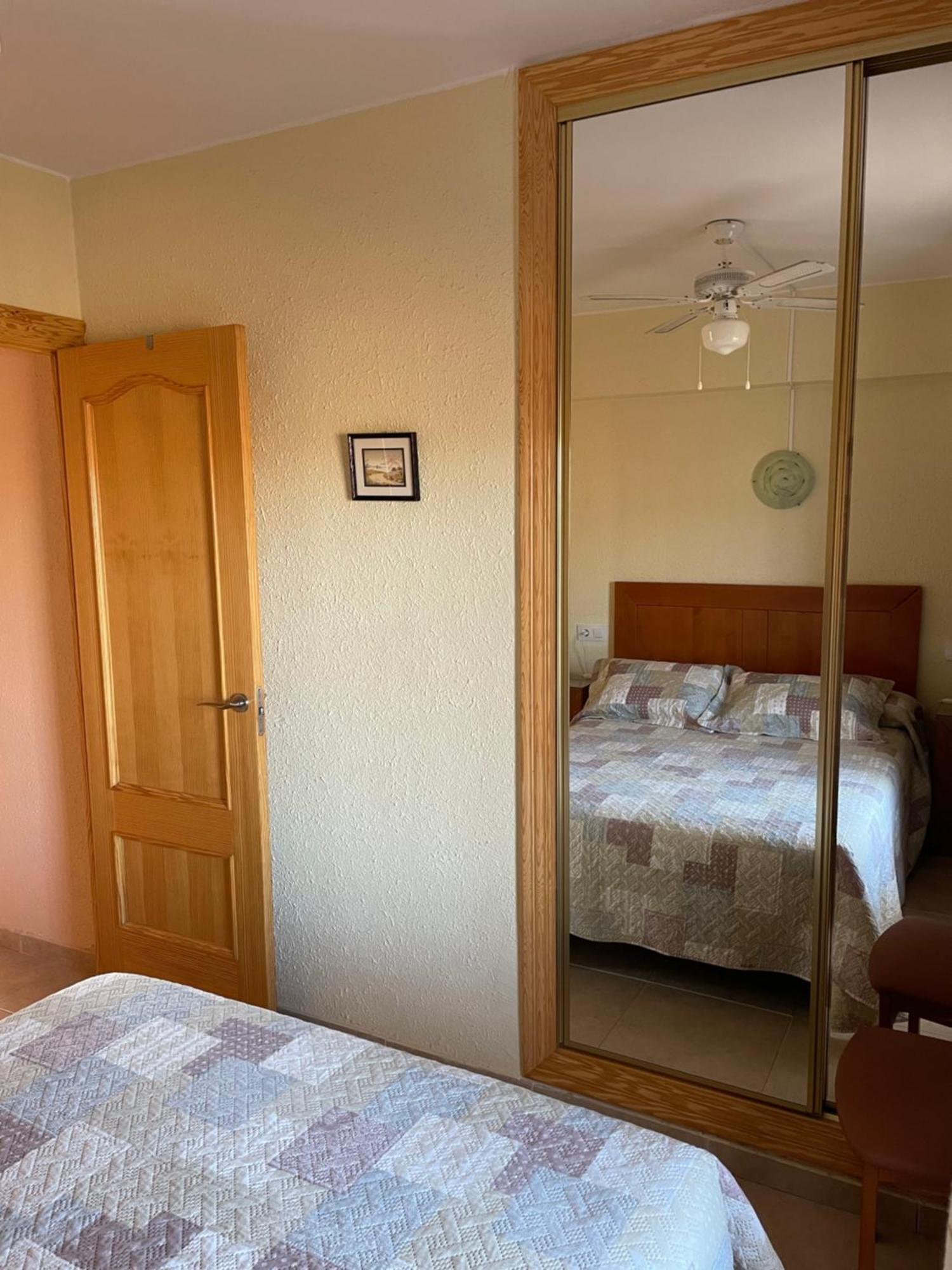 Cn Rents Apartment *