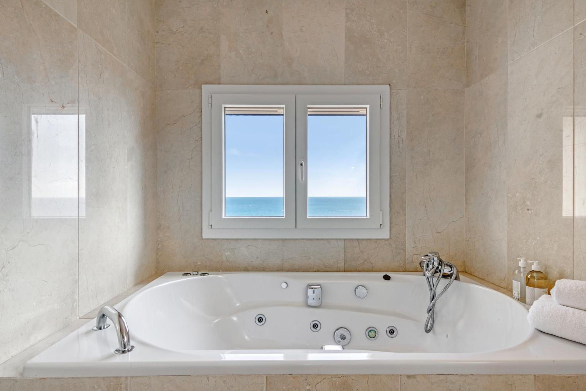 Infinity Sea Views I Pool I Bbq I Jacuzzi Villa Almeria