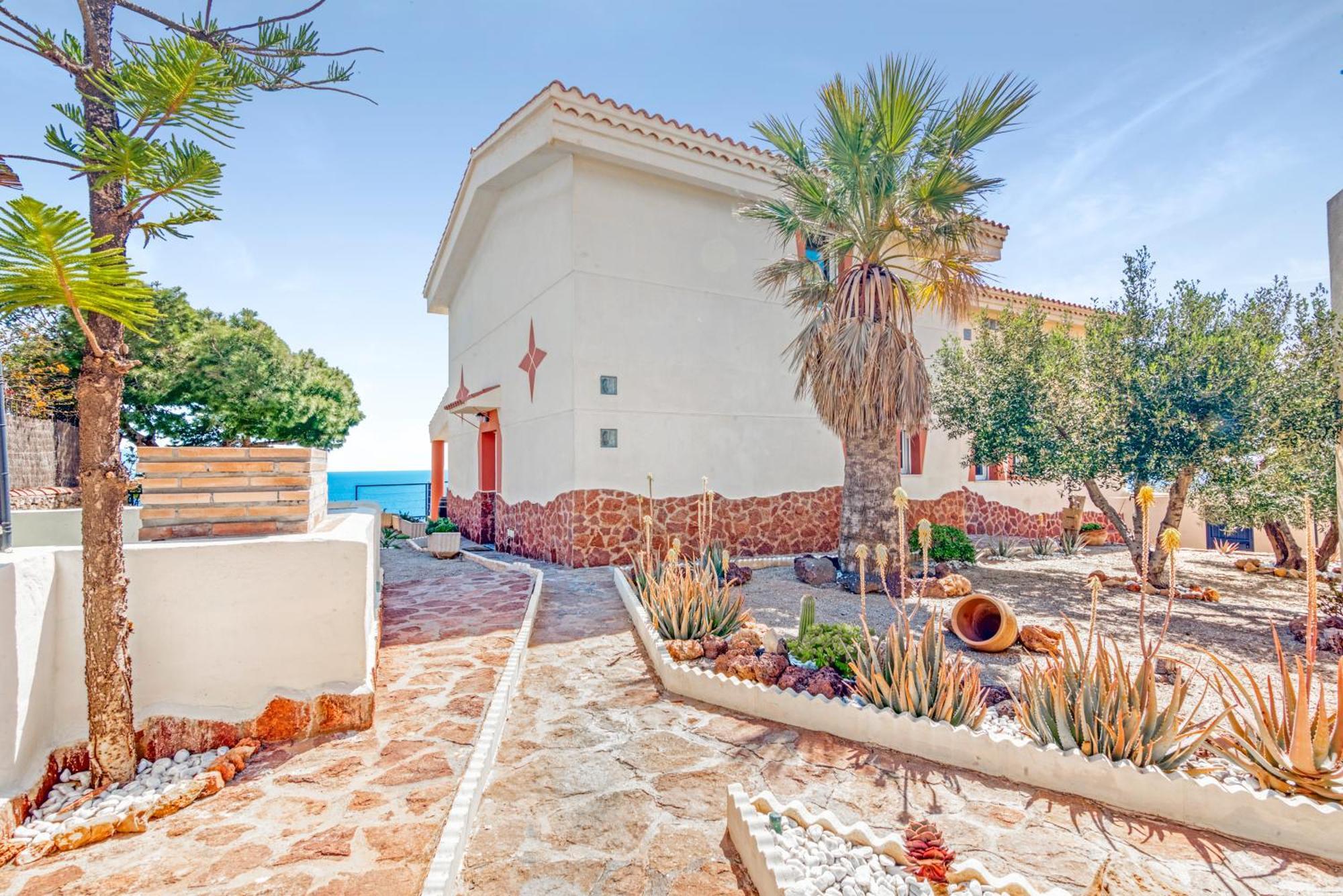 Infinity Sea Views I Pool I Bbq I Jacuzzi Villa