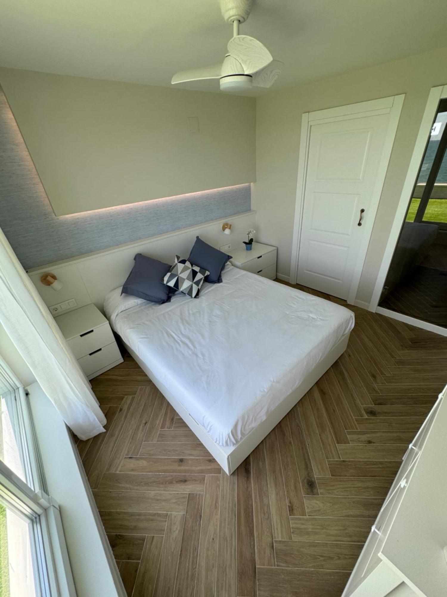Fabulous Front Sea Penthouse Apartment Salou