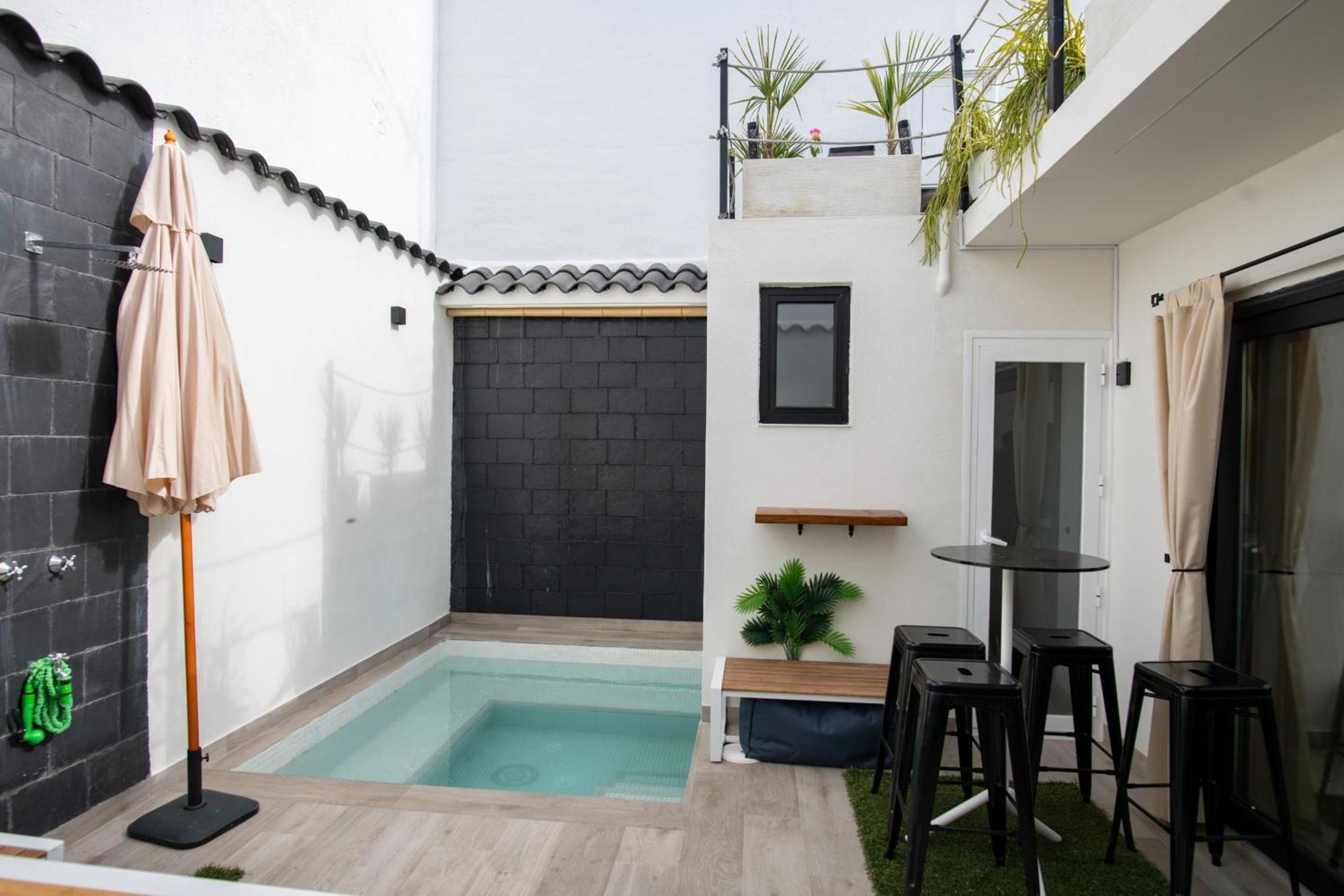 Jacuzi Paradise *